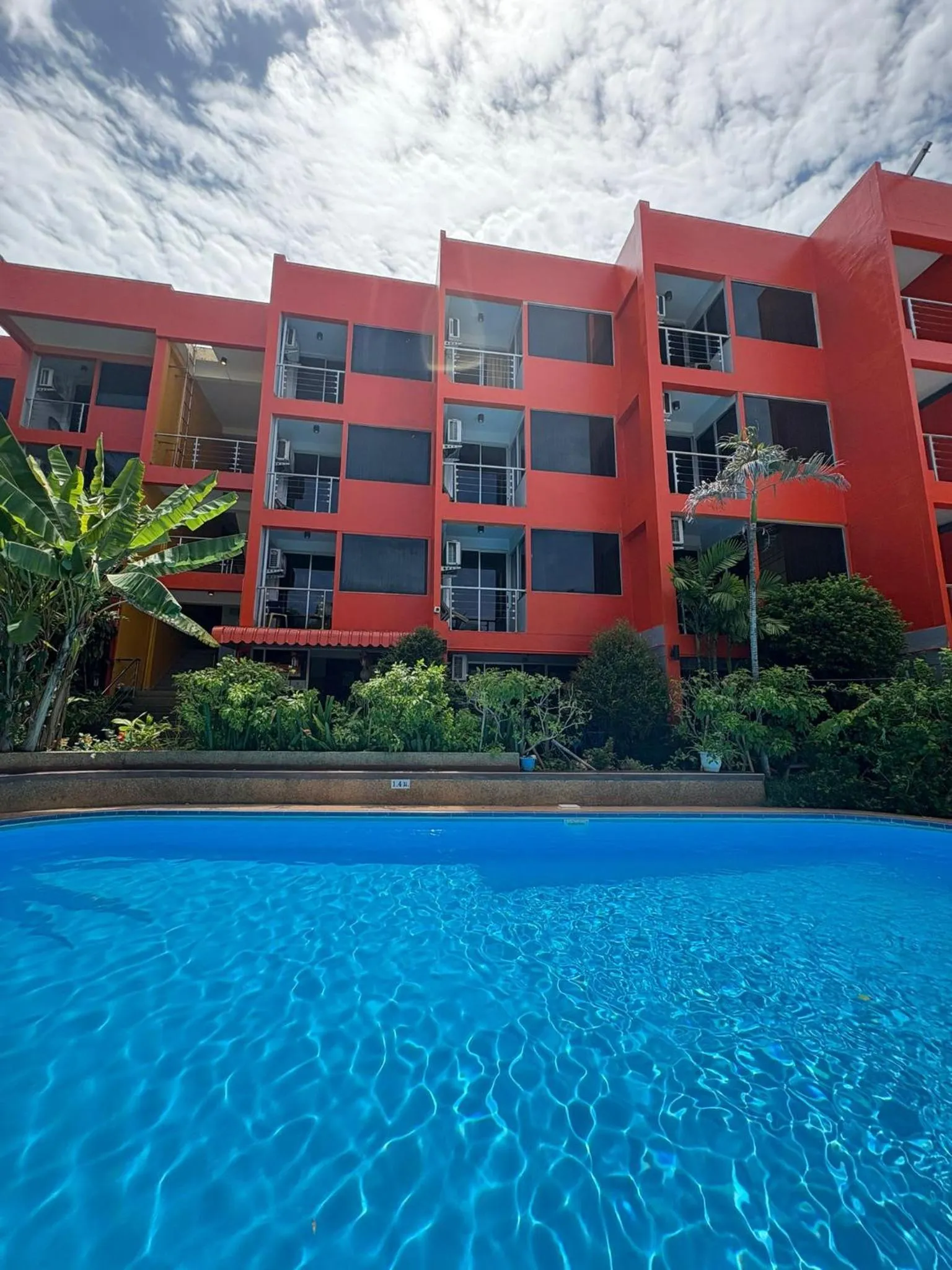 PorterHouse Beach Hotel