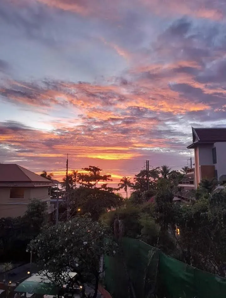 PorterHouse Beach Hotel