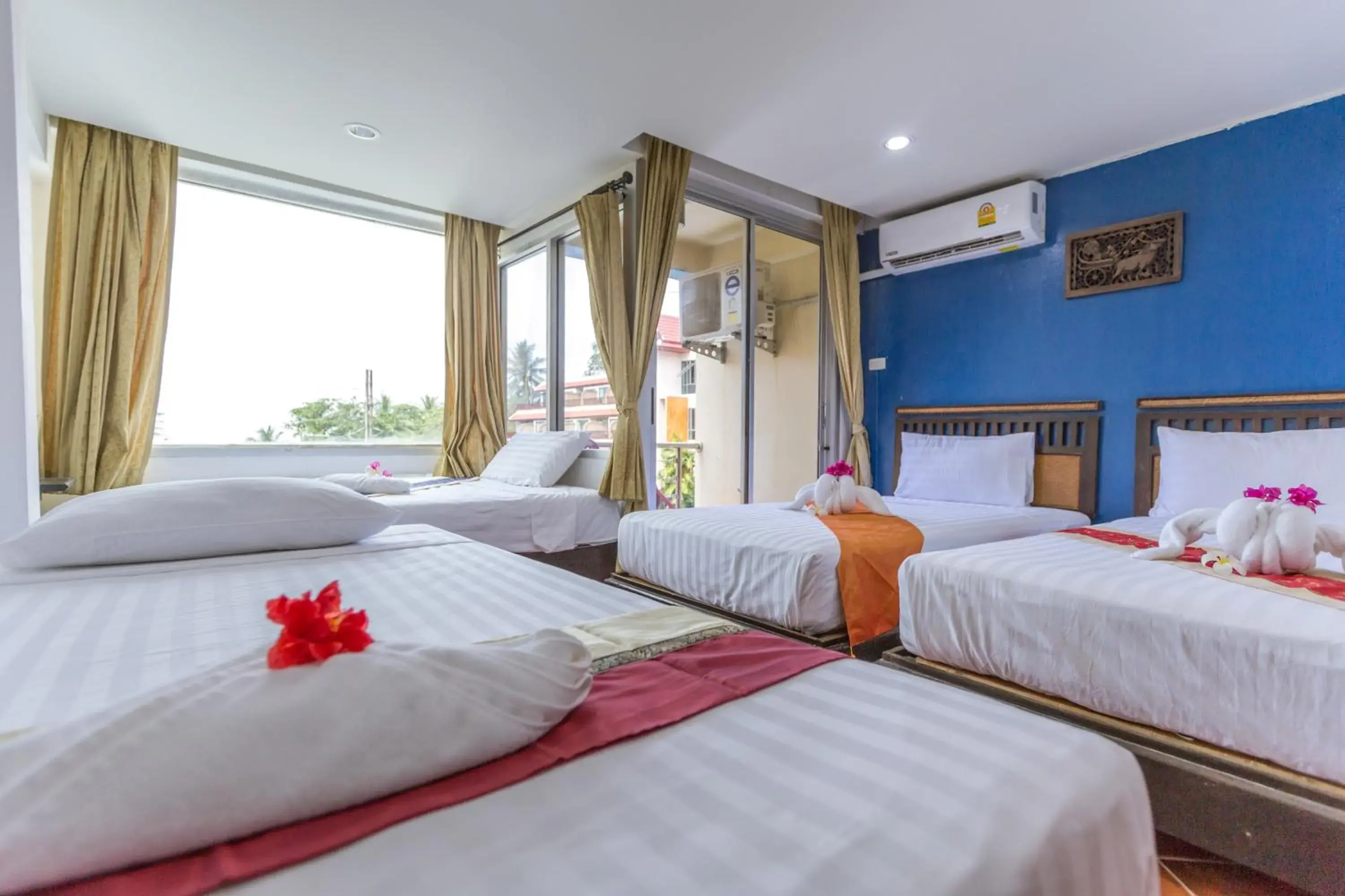 Family Suite with Balcony in PorterHouse Beach Hotel Family Suite with Balcony in PorterHouse Beach Hotel