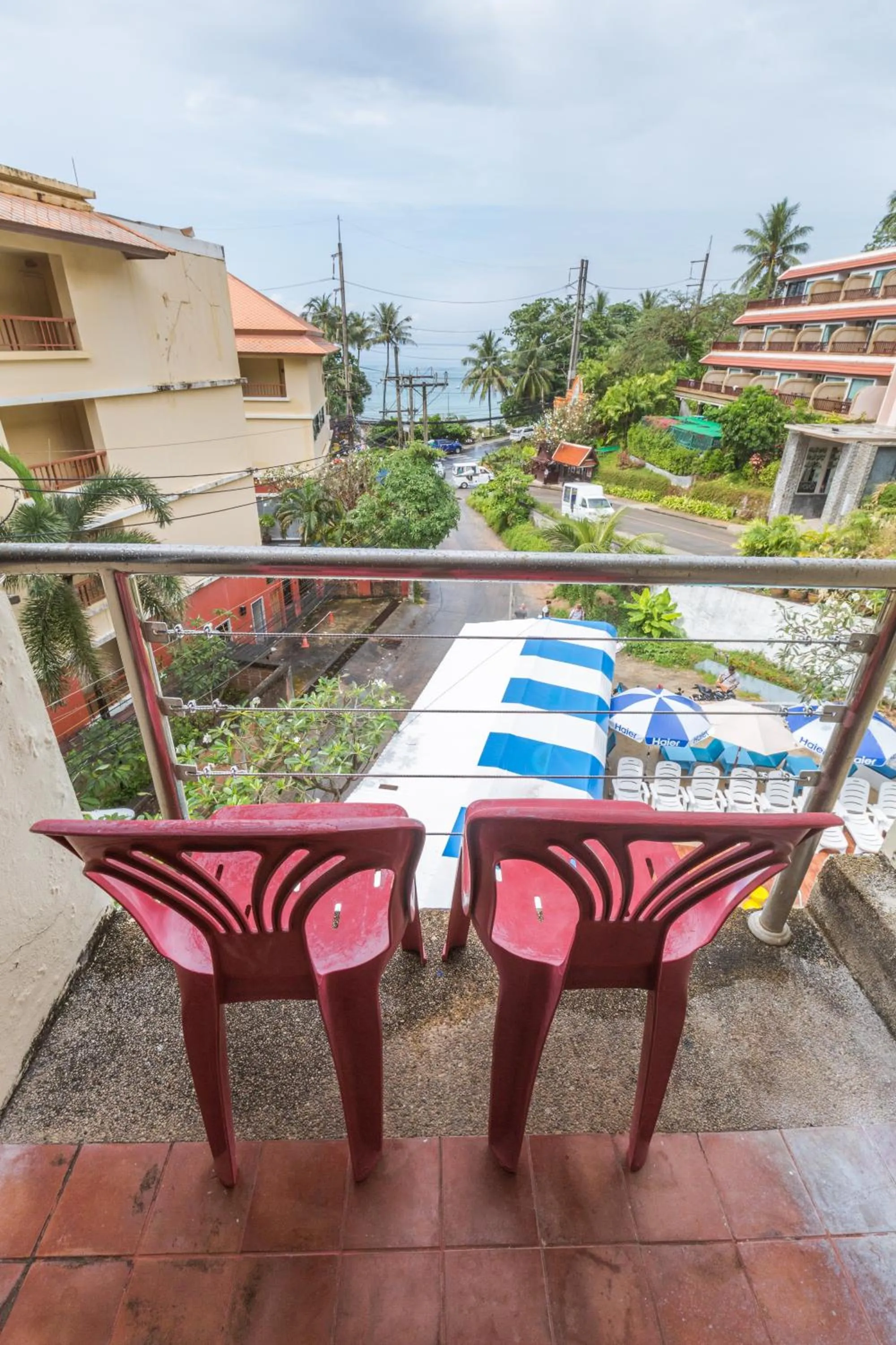Facade/entrance in PorterHouse Beach Hotel