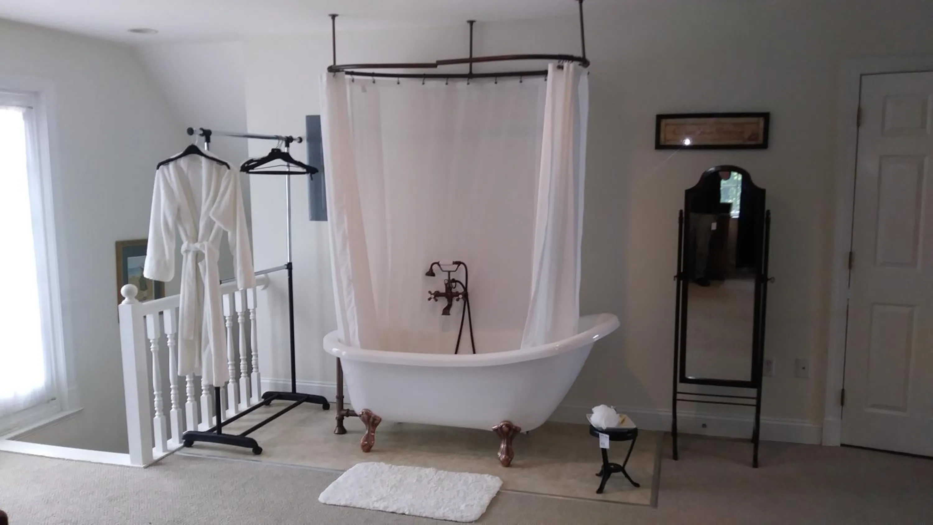 Marvels on the creek