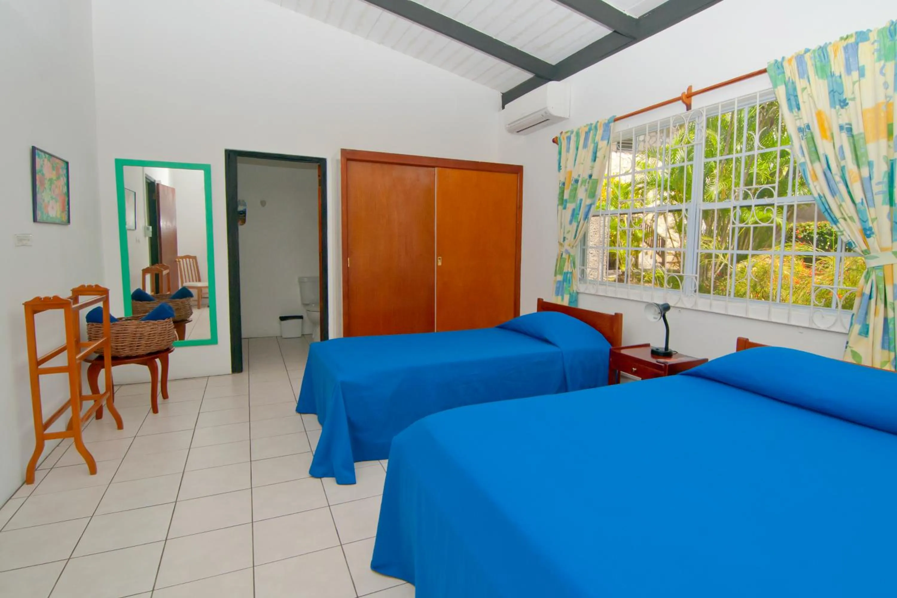 Bed in Lance Aux Epines Cottages