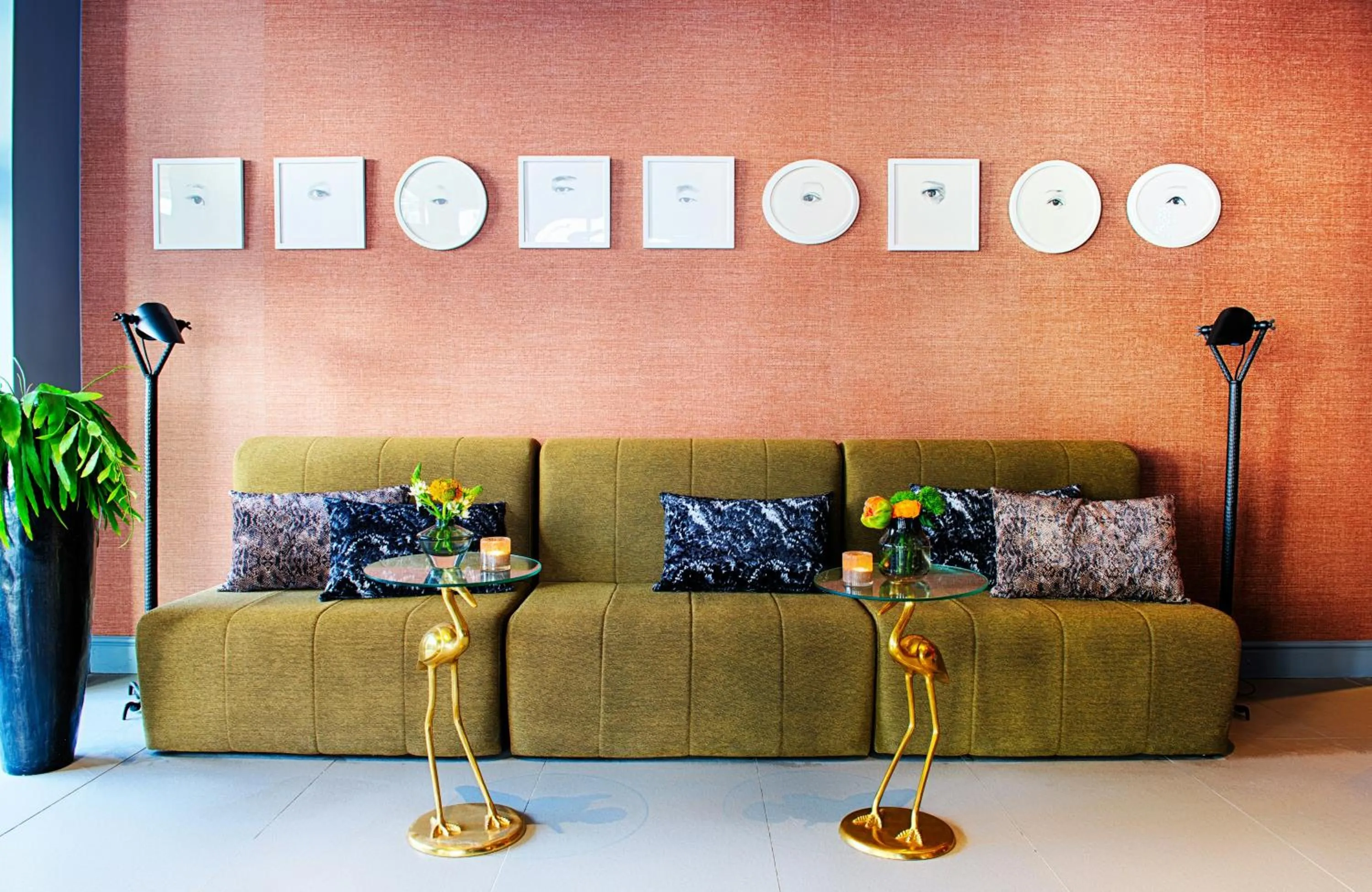 Lobby or reception in NYX Hotel Mannheim by Leonardo Hotels