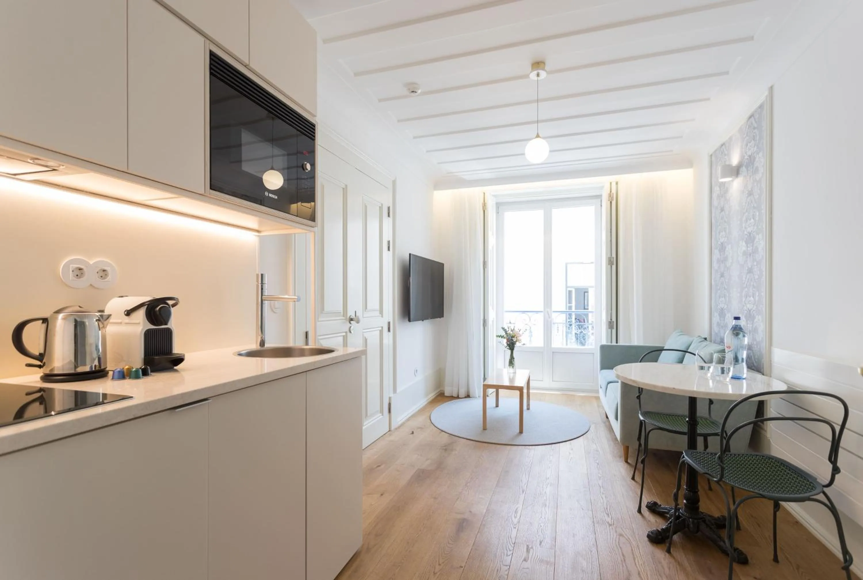 TV and multimedia in Boutique Chiado Suites