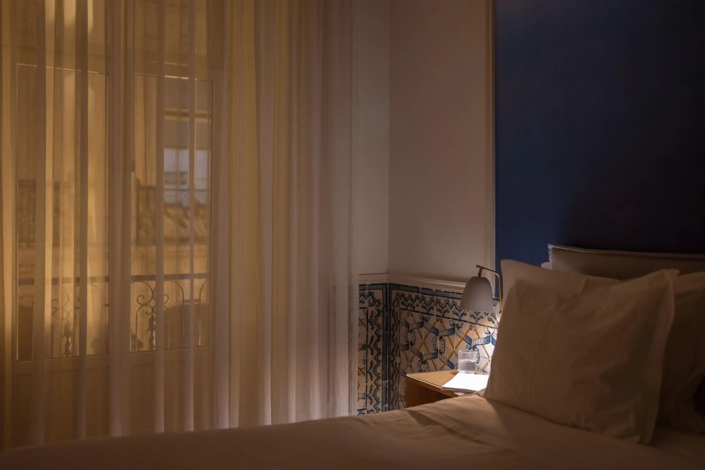 City view, Bed in Boutique Chiado Suites