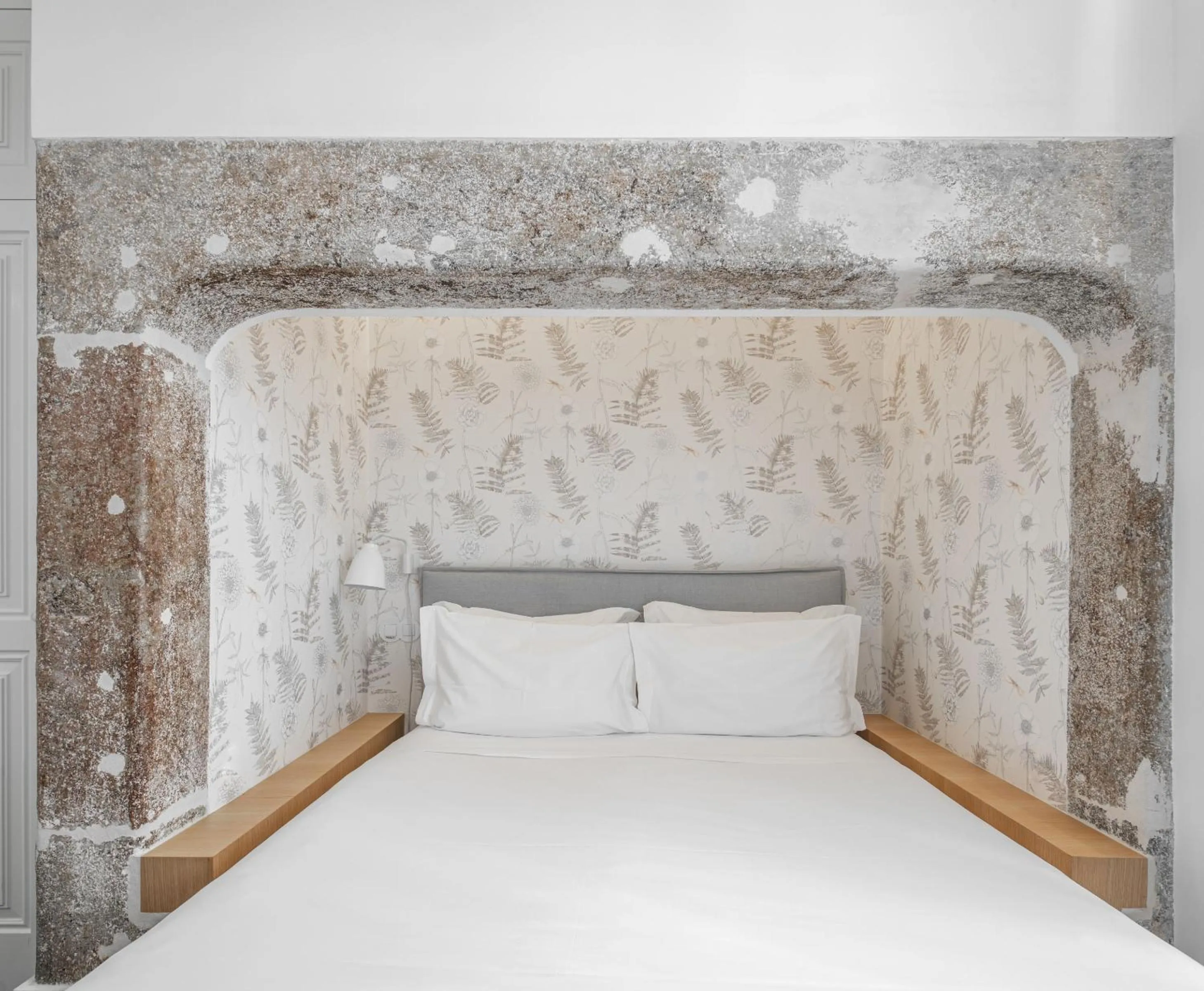 Bedroom, Bed in Boutique Chiado Suites