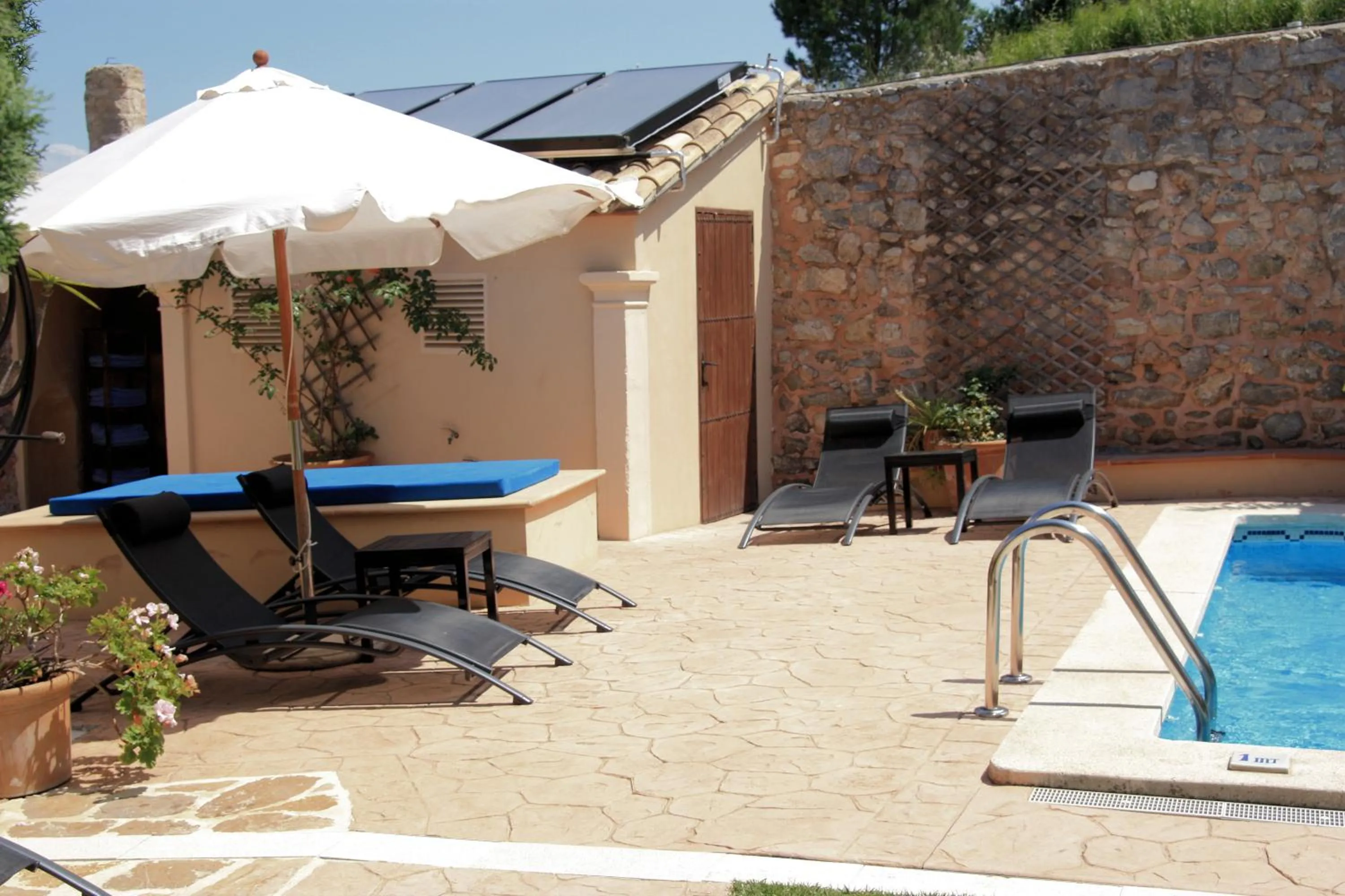 Swimming pool in Palacio Sant Salvador