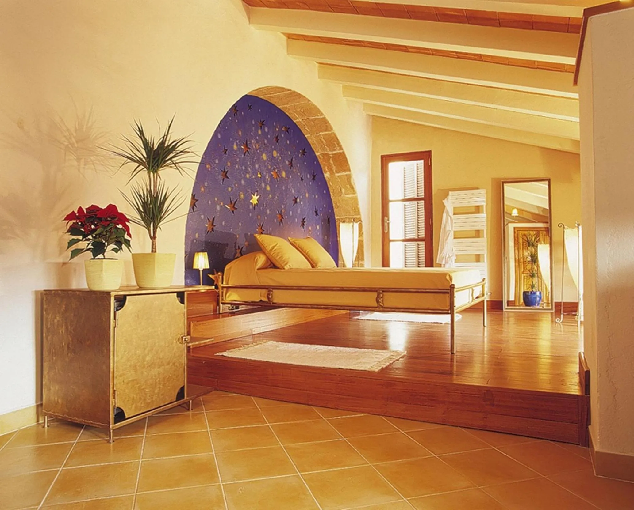 Photo of the whole room, Bed in Palacio Sant Salvador