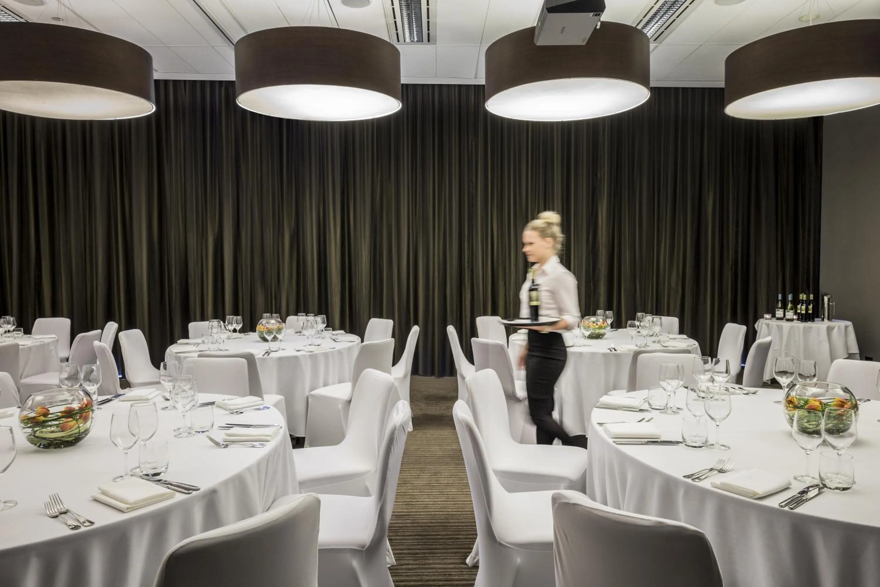 Banquet/Function facilities in Fraser Suites Sydney