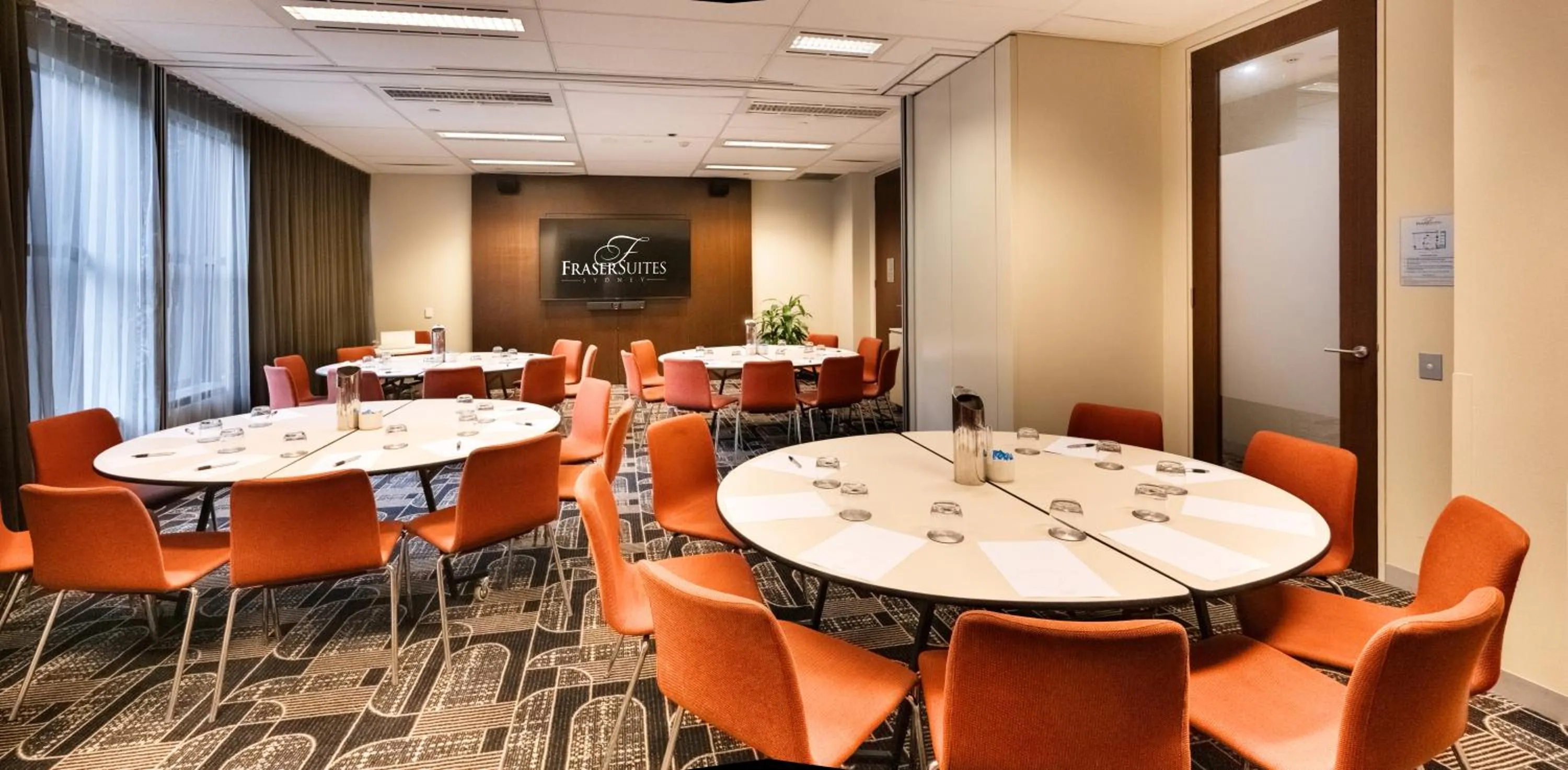 Banquet/Function facilities in Fraser Suites Sydney