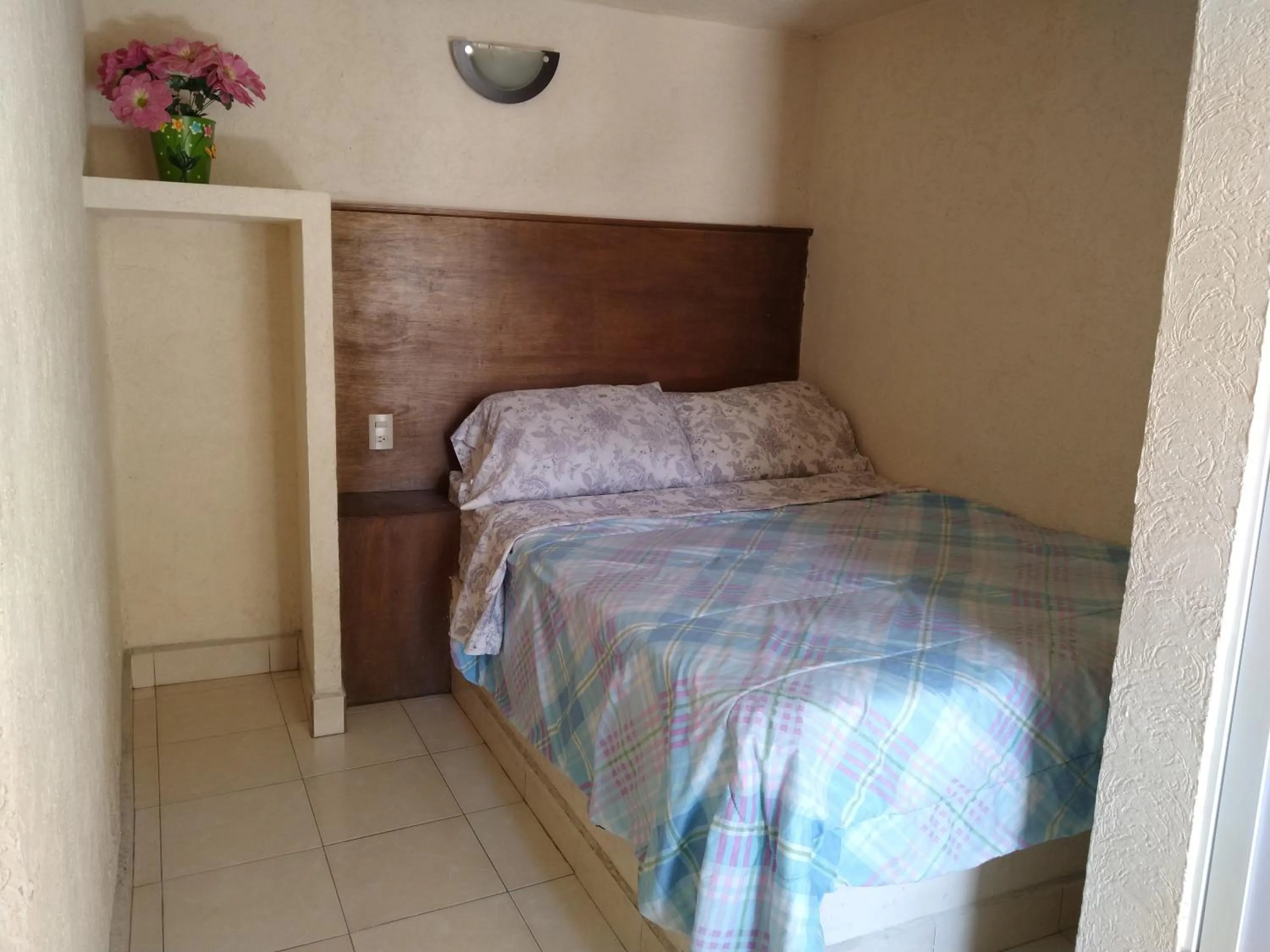 Bed in Hotel Cuauhtemoc