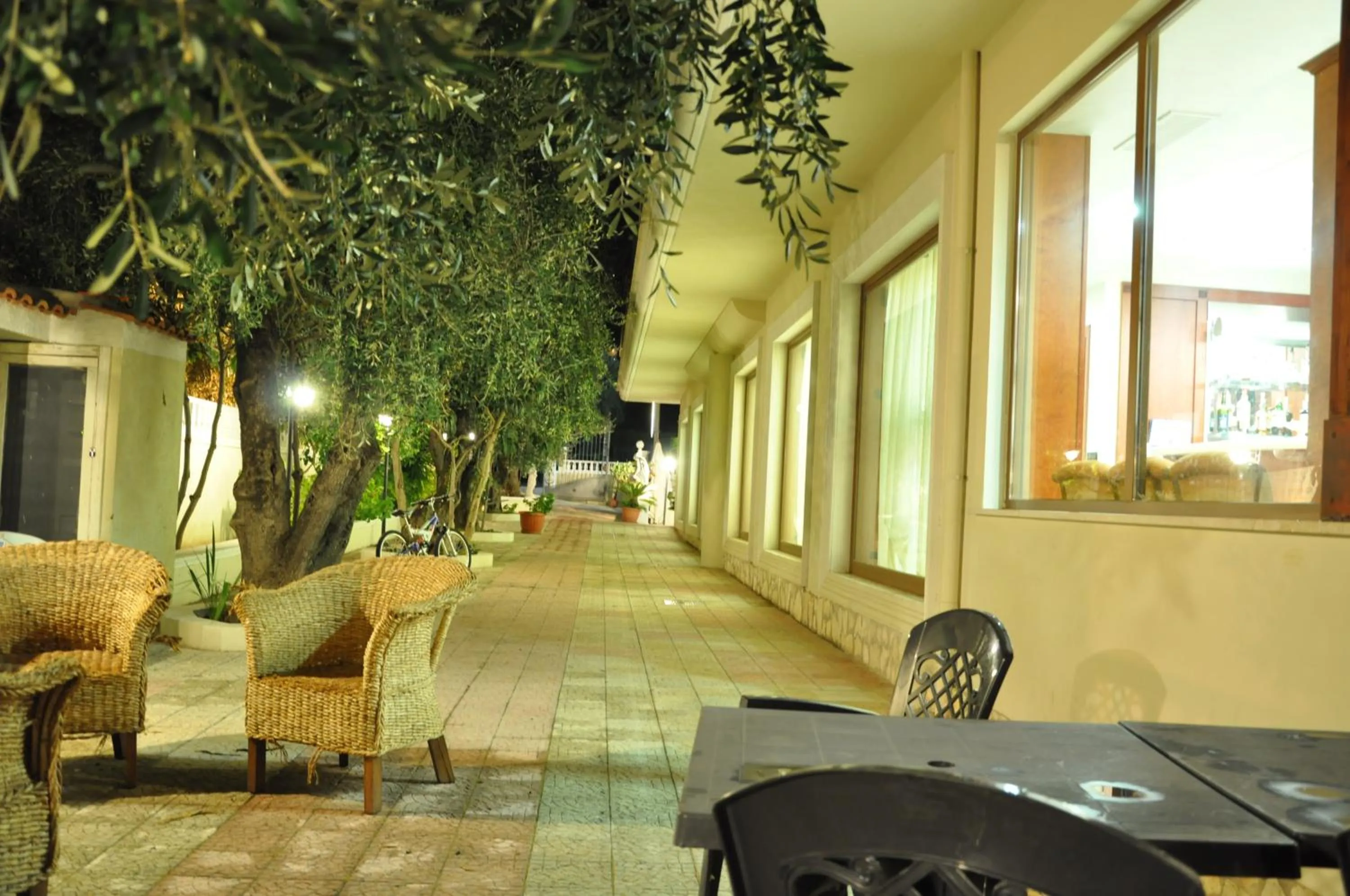 Patio in Hotel Il Melograno