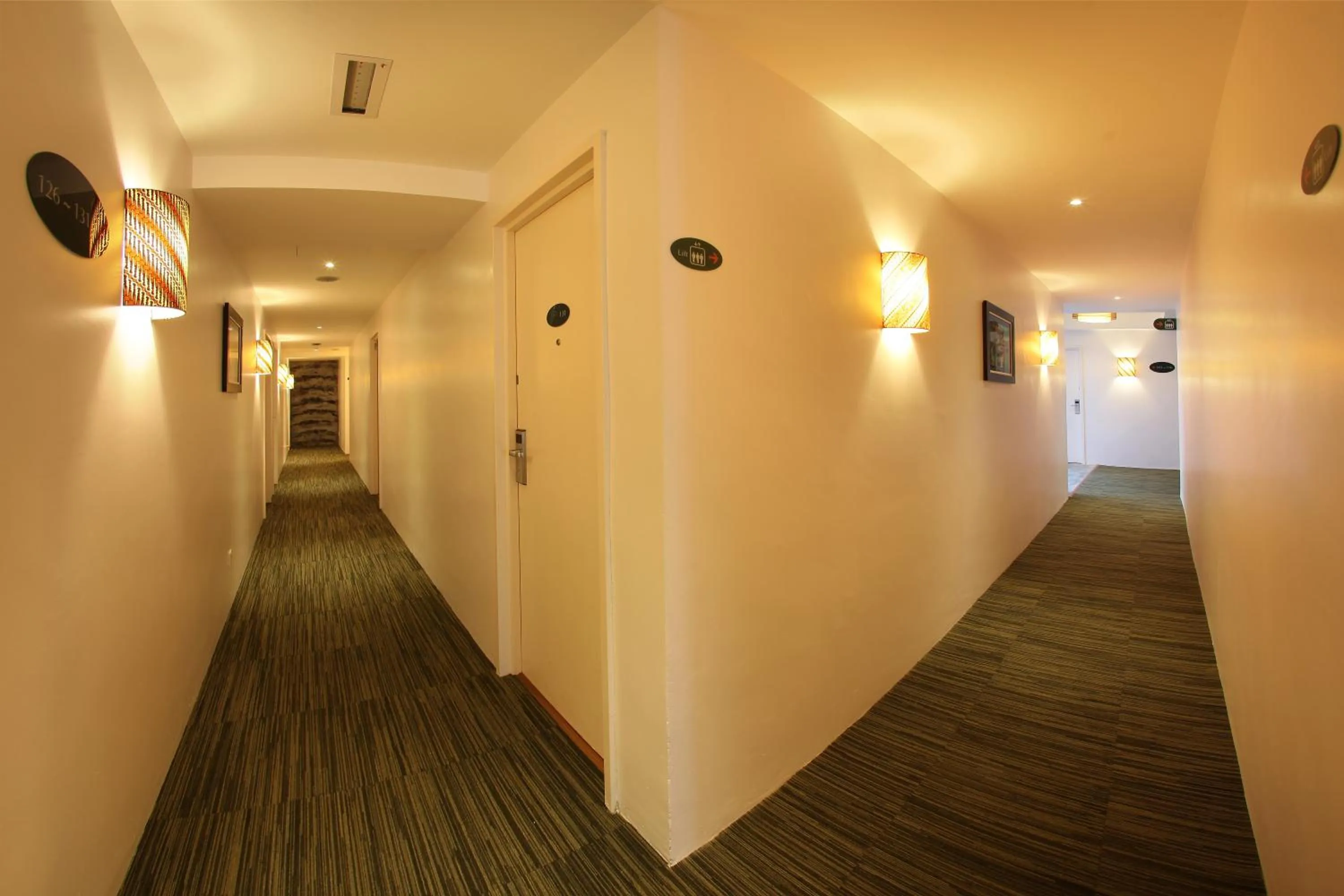 Property building in Hotel Richbaliz Selayang