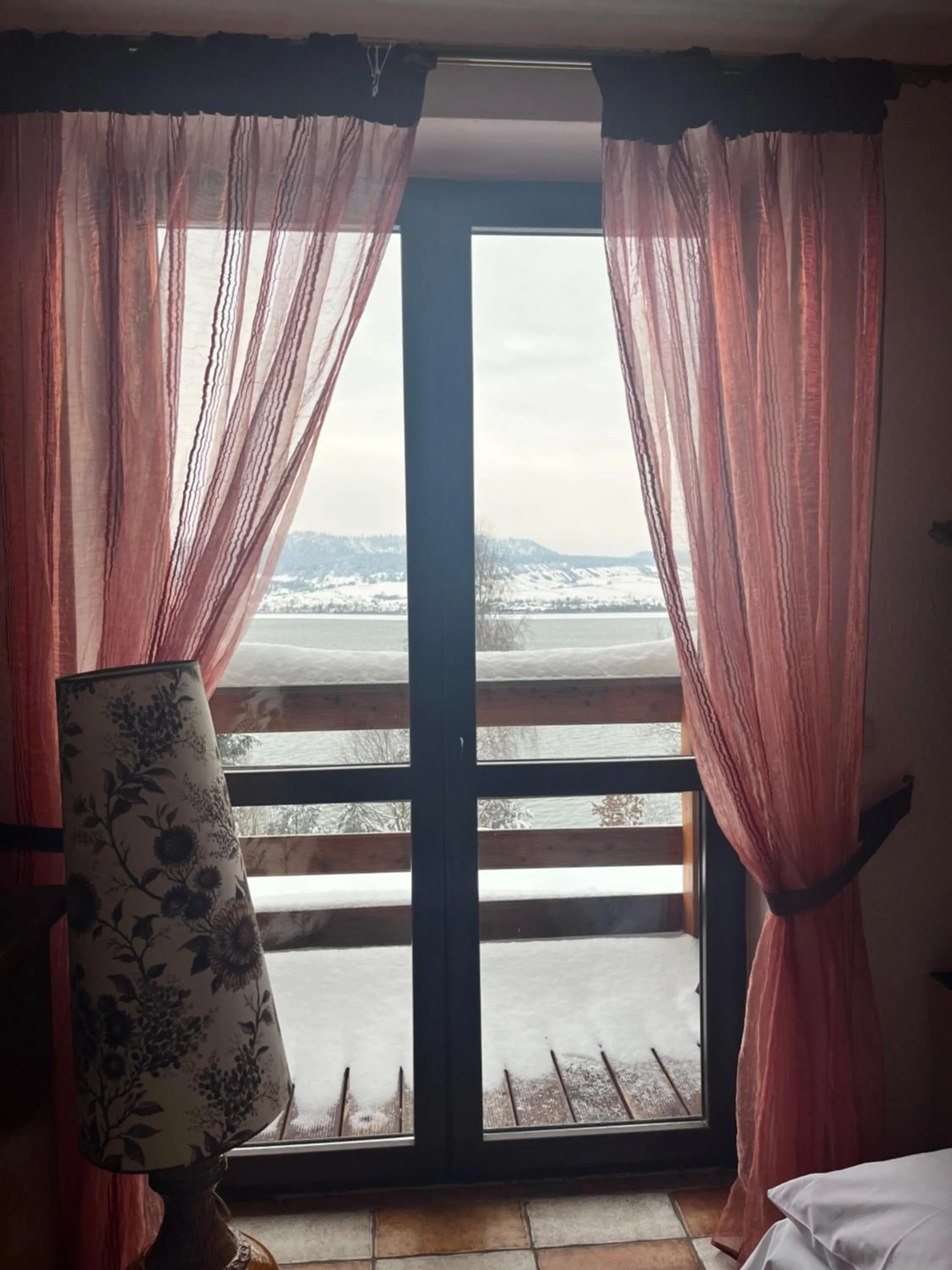 Bed in Zajazd Cicha Woda