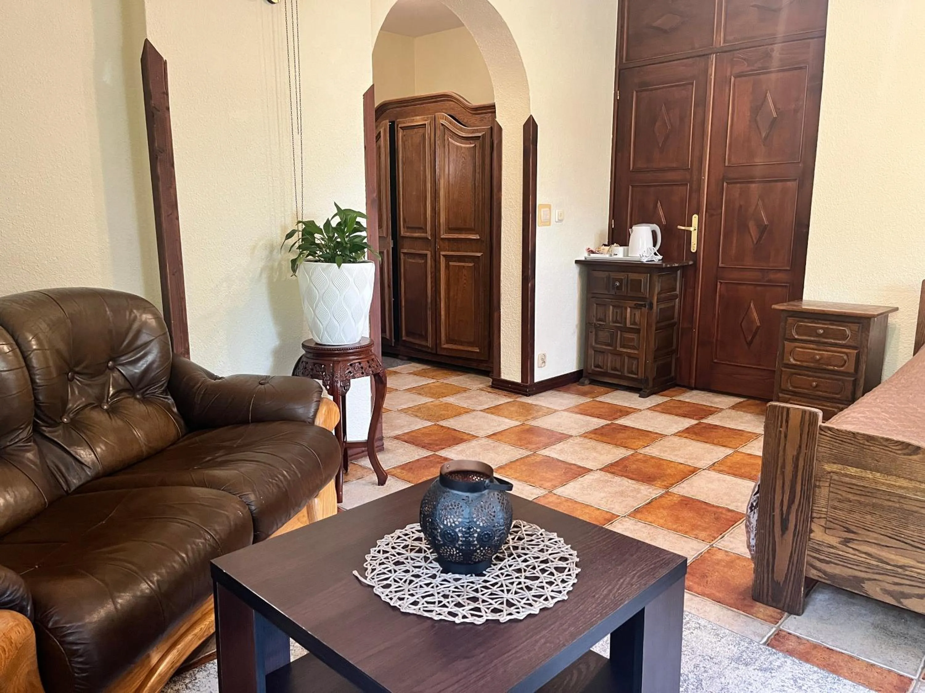 wardrobe in Zajazd Cicha Woda