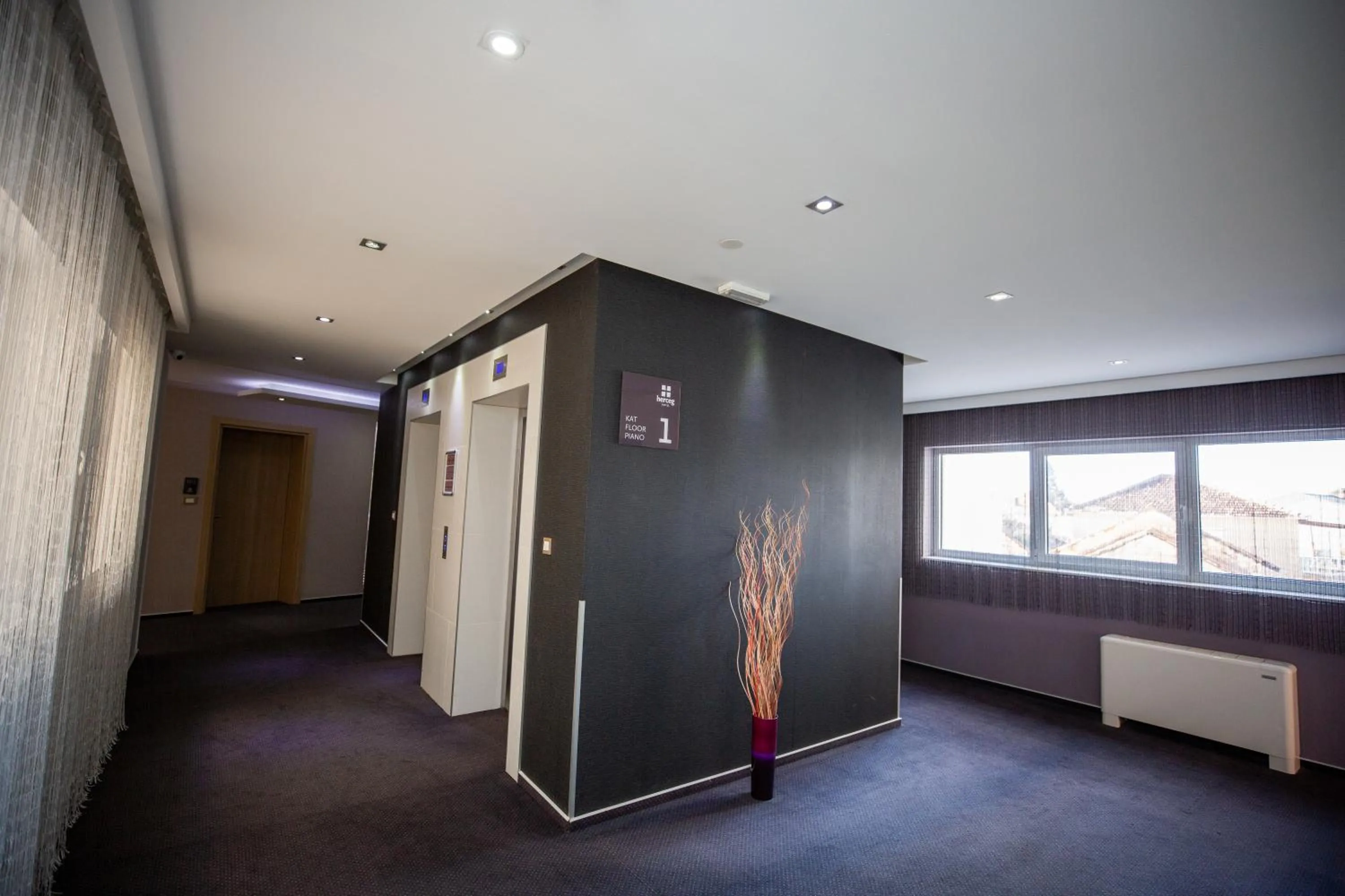 elevator in Hotel Herceg