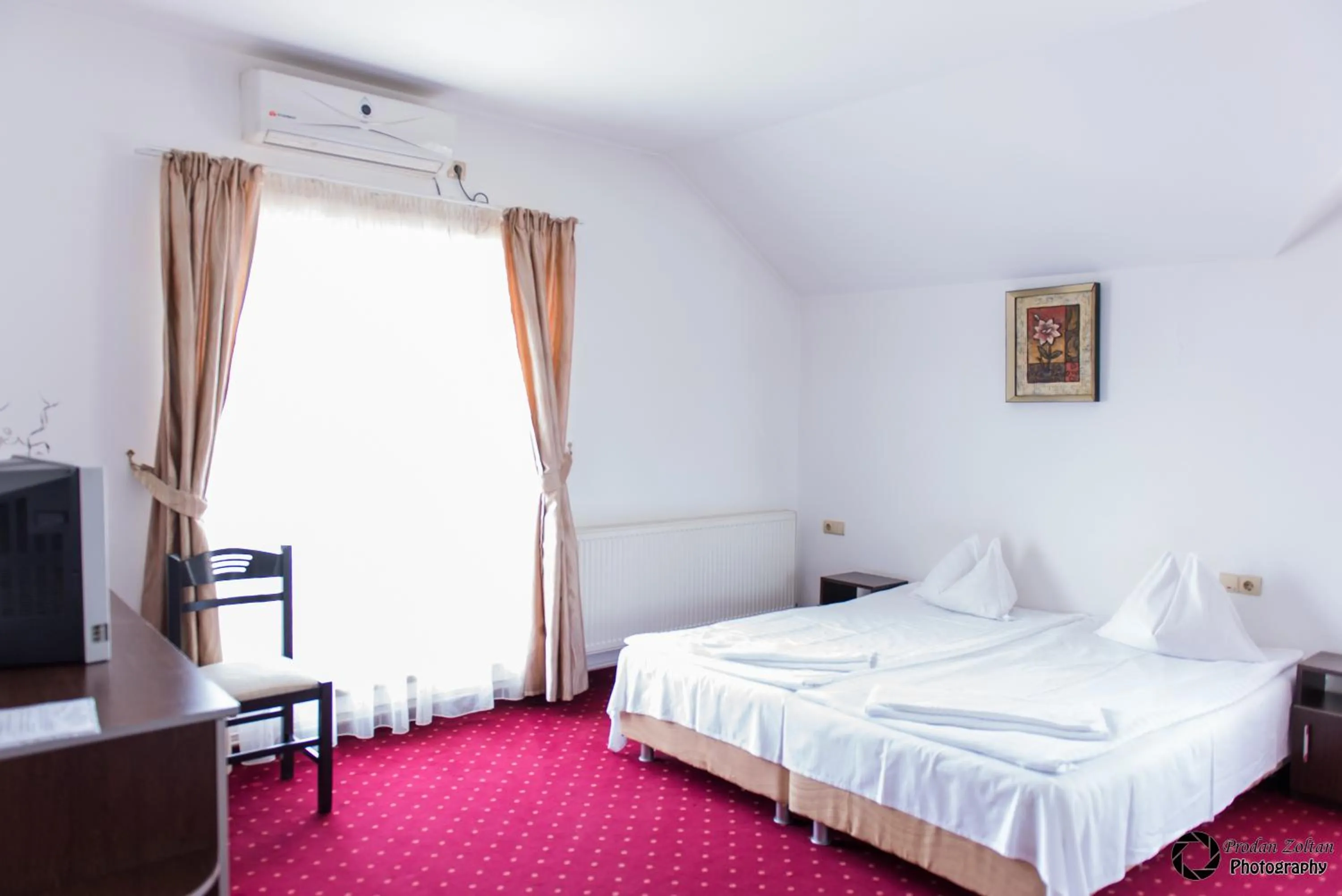 Photo of the whole room, Bed in Pensiunea Schwartz