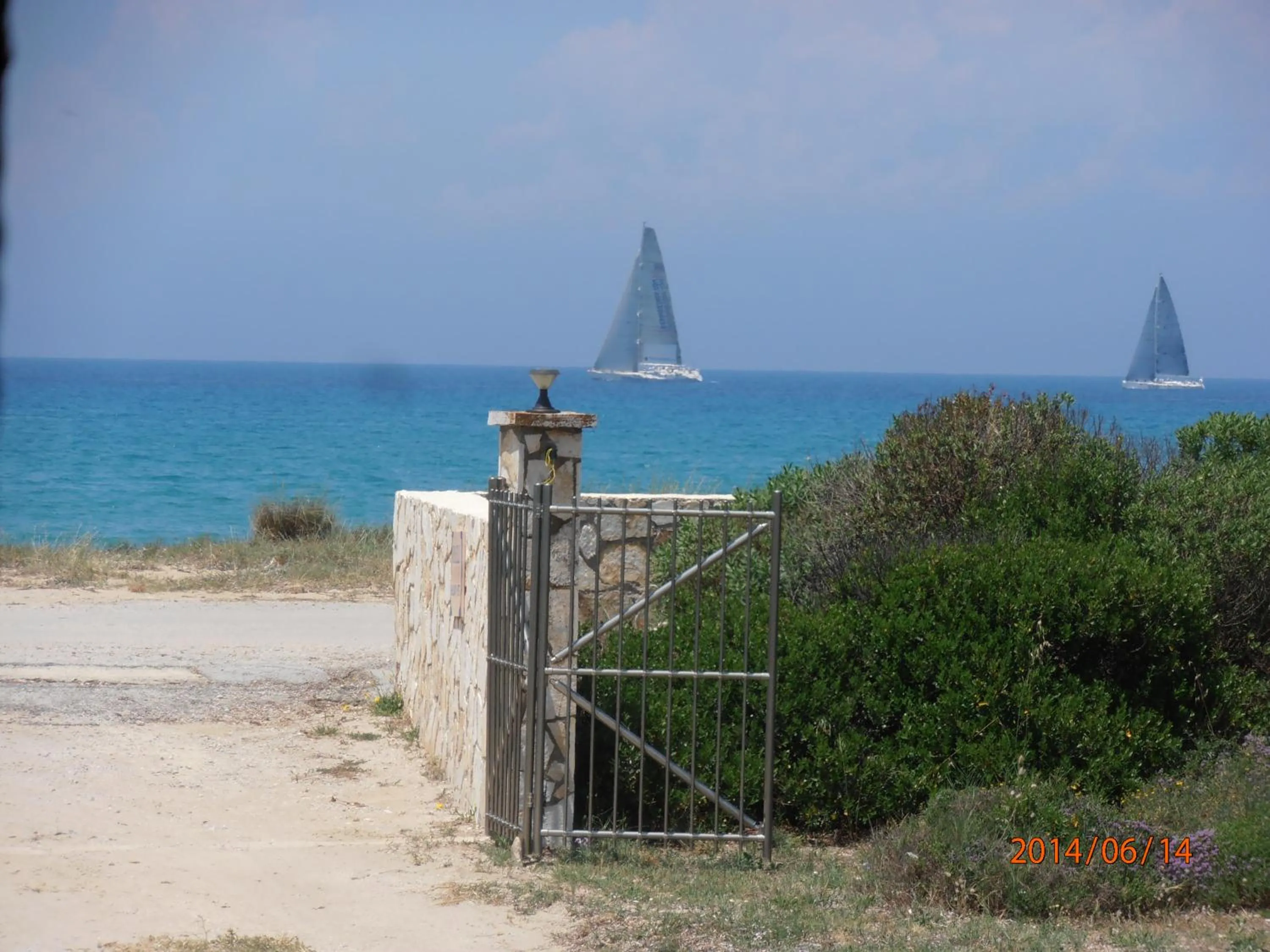 Elli Beach Apartments and Studios