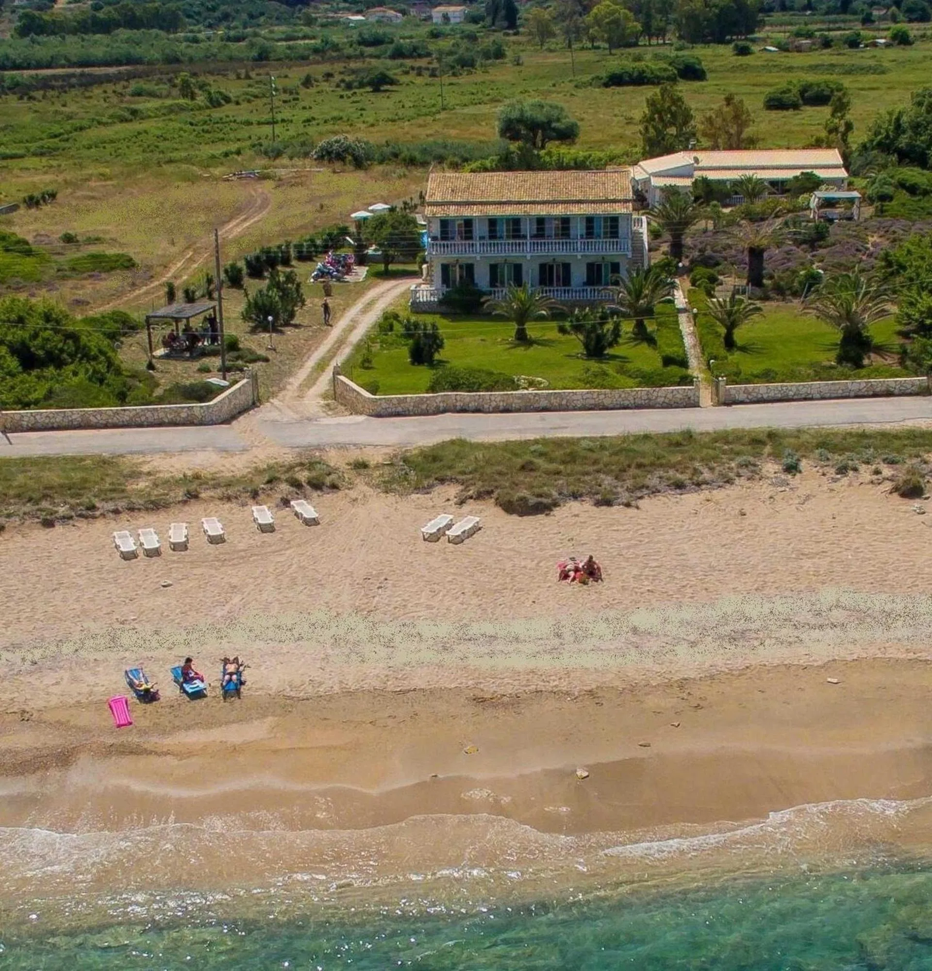 Elli Beach Apartments and Studios