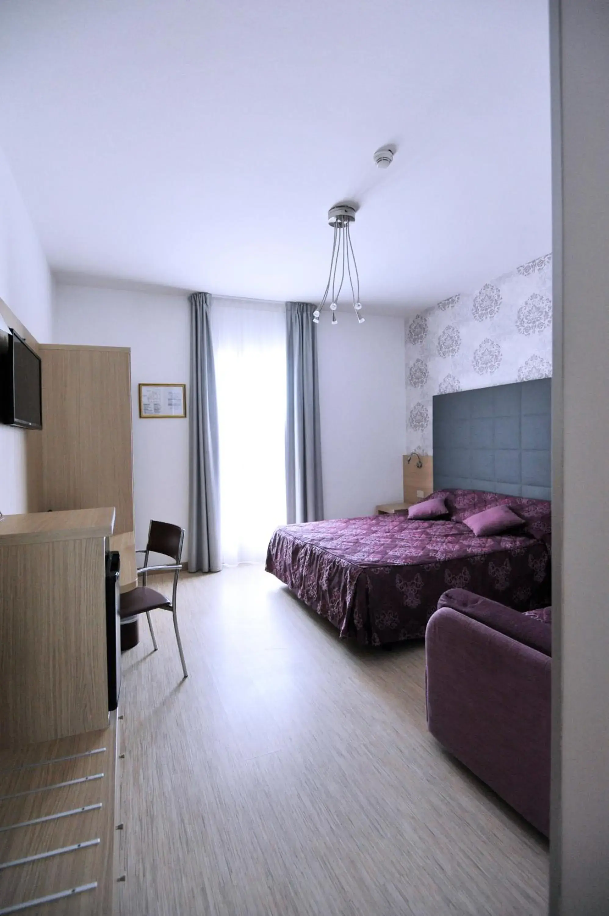 Superior Triple Room with Sea View in Hotel Marzia Holiday Queen Superior Triple Room with Sea View in Hotel Marzia Holiday Queen