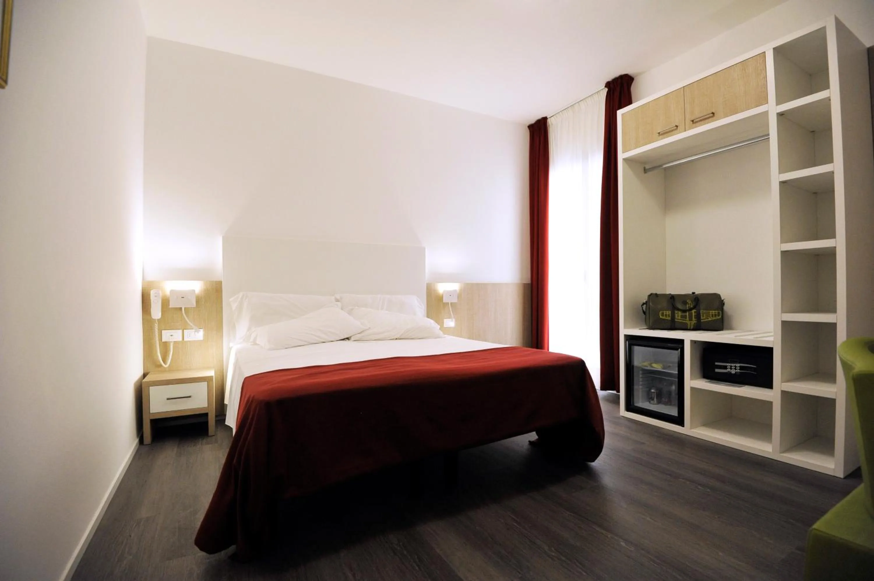 Photo of the whole room, Bed in Hotel Marzia Holiday Queen