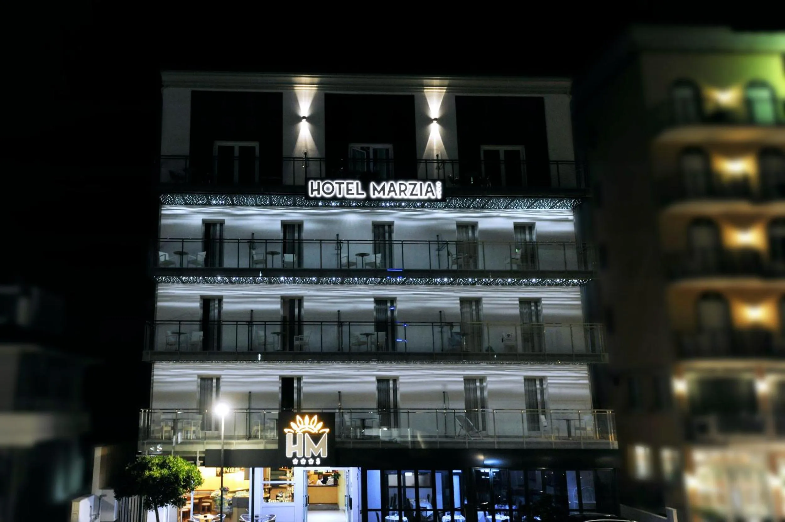 Property building in Hotel Marzia Holiday Queen