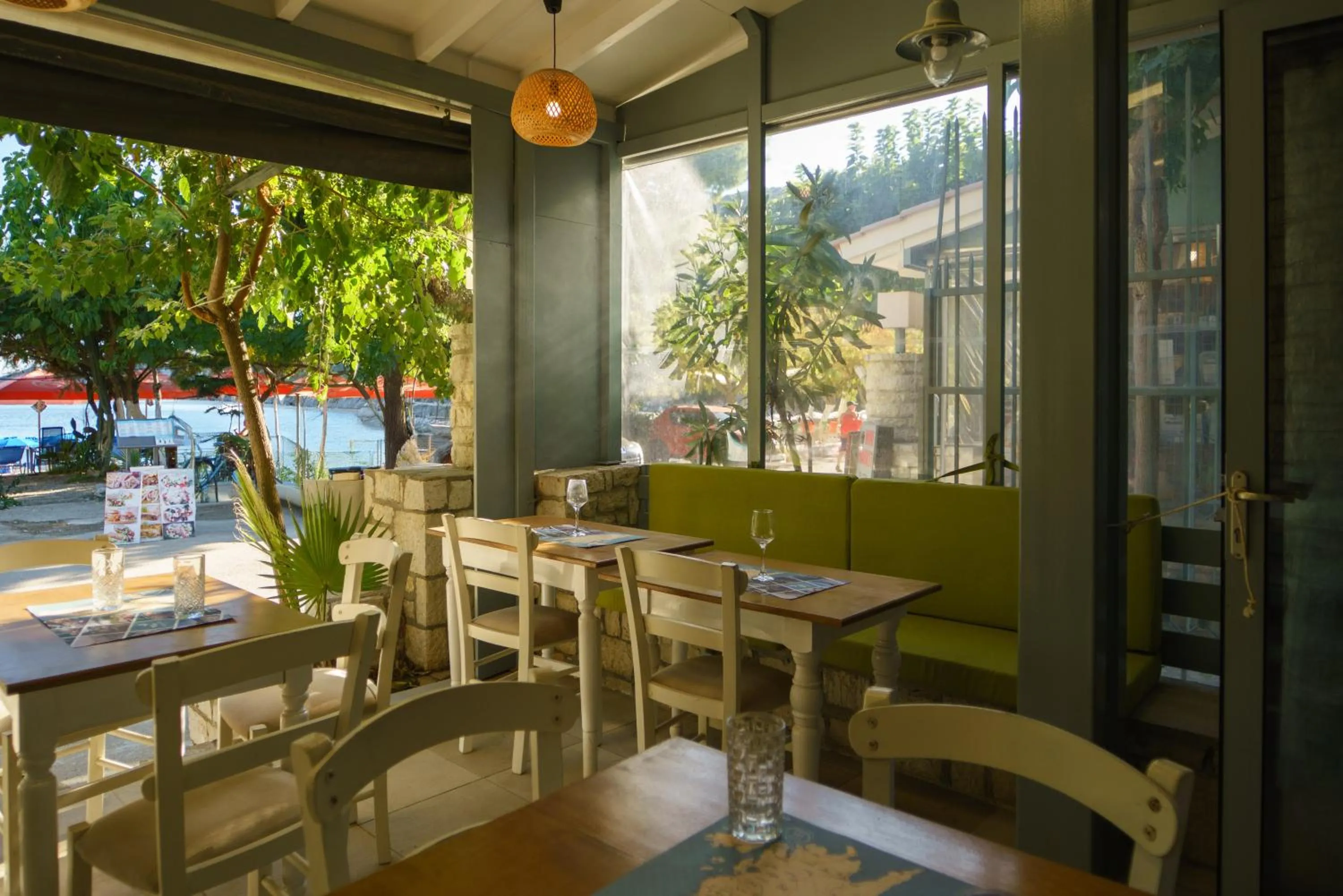 Rouda Bay Beach Hotel