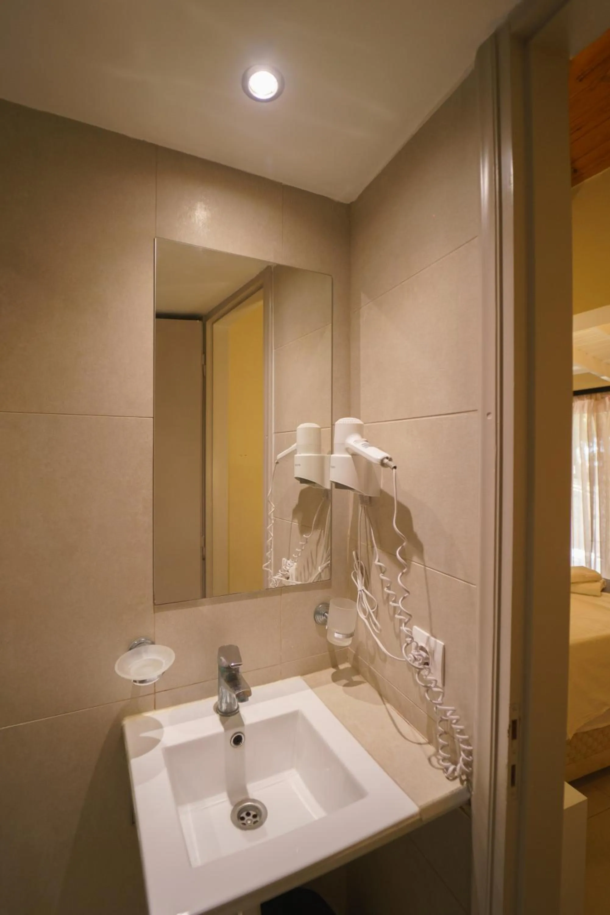 Rouda Bay Beach Hotel