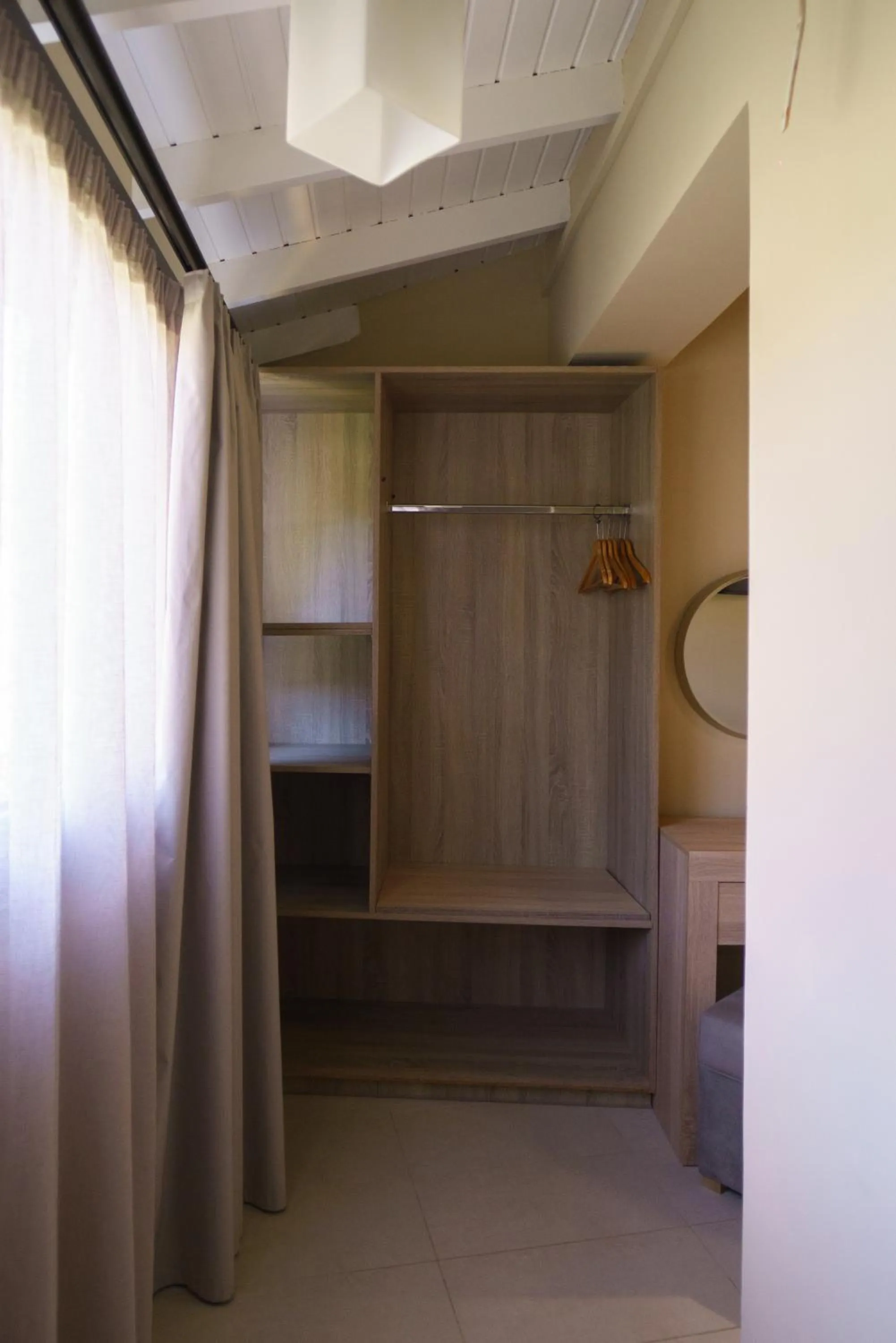 Rouda Bay Beach Hotel