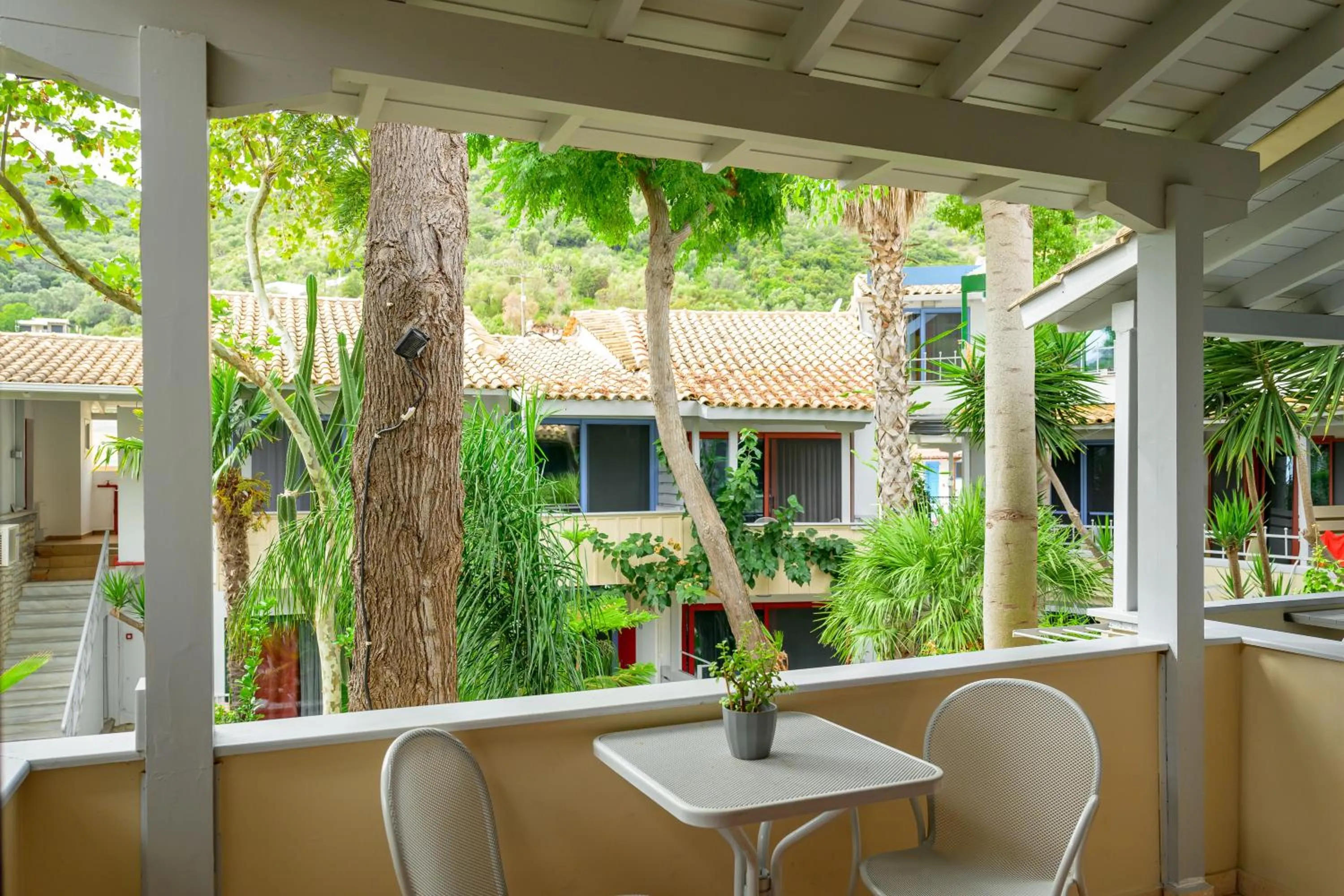 Rouda Bay Beach Hotel