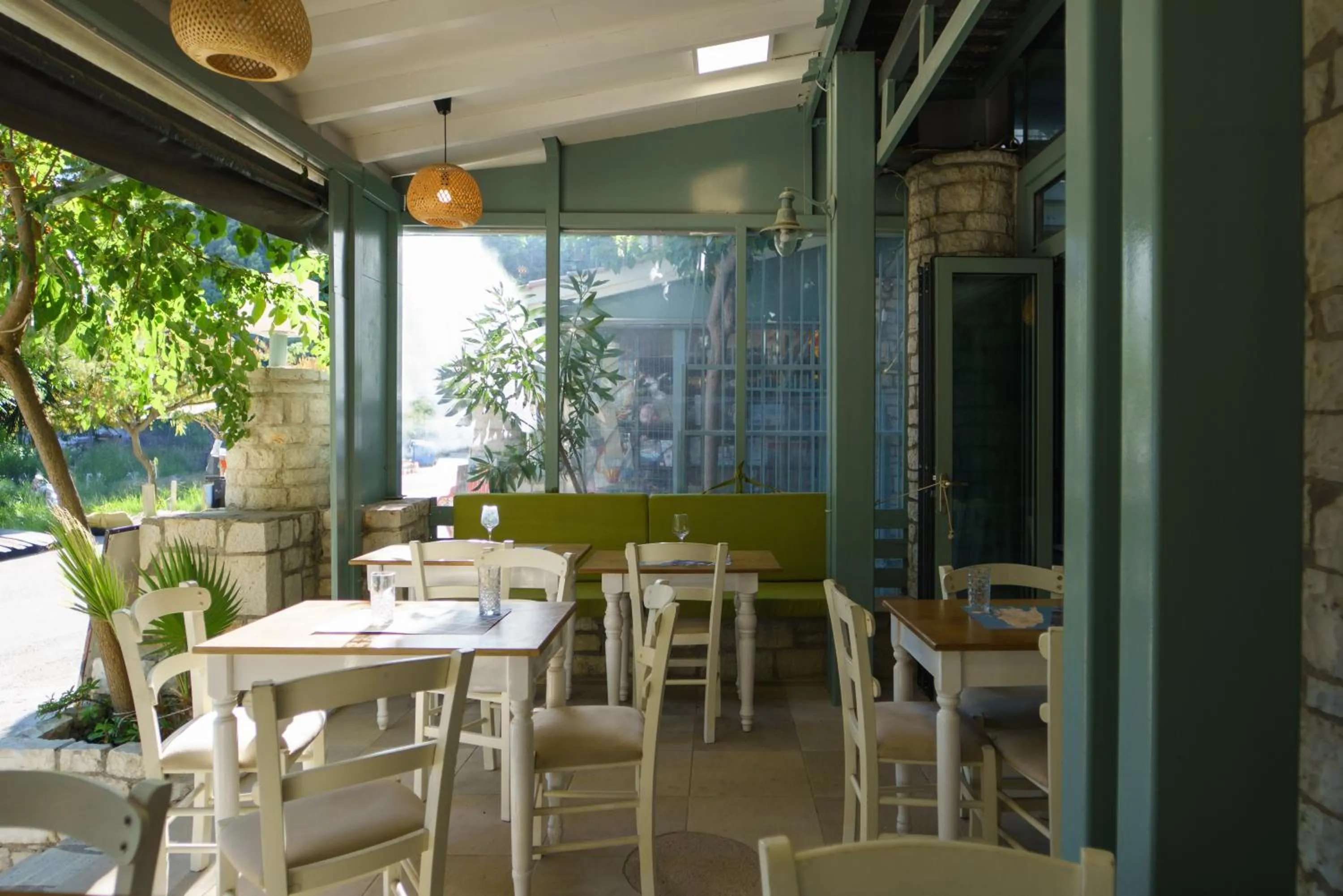 Rouda Bay Beach Hotel