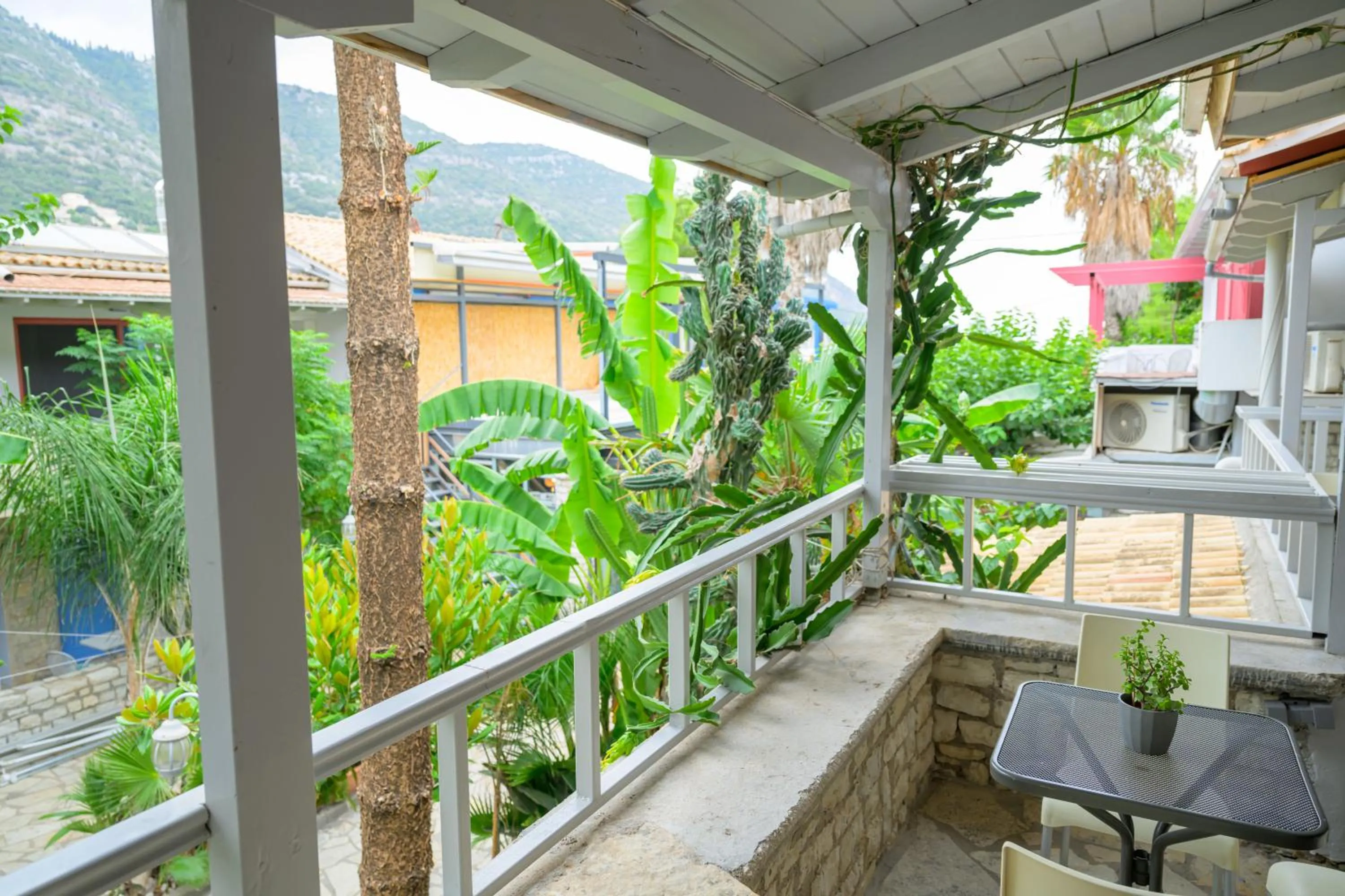 Rouda Bay Beach Hotel