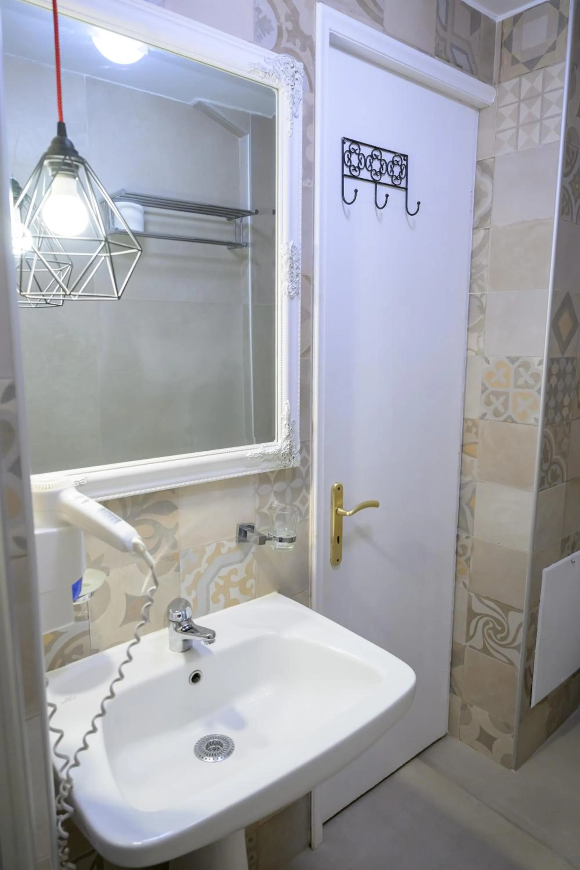 Rouda Bay Beach Hotel