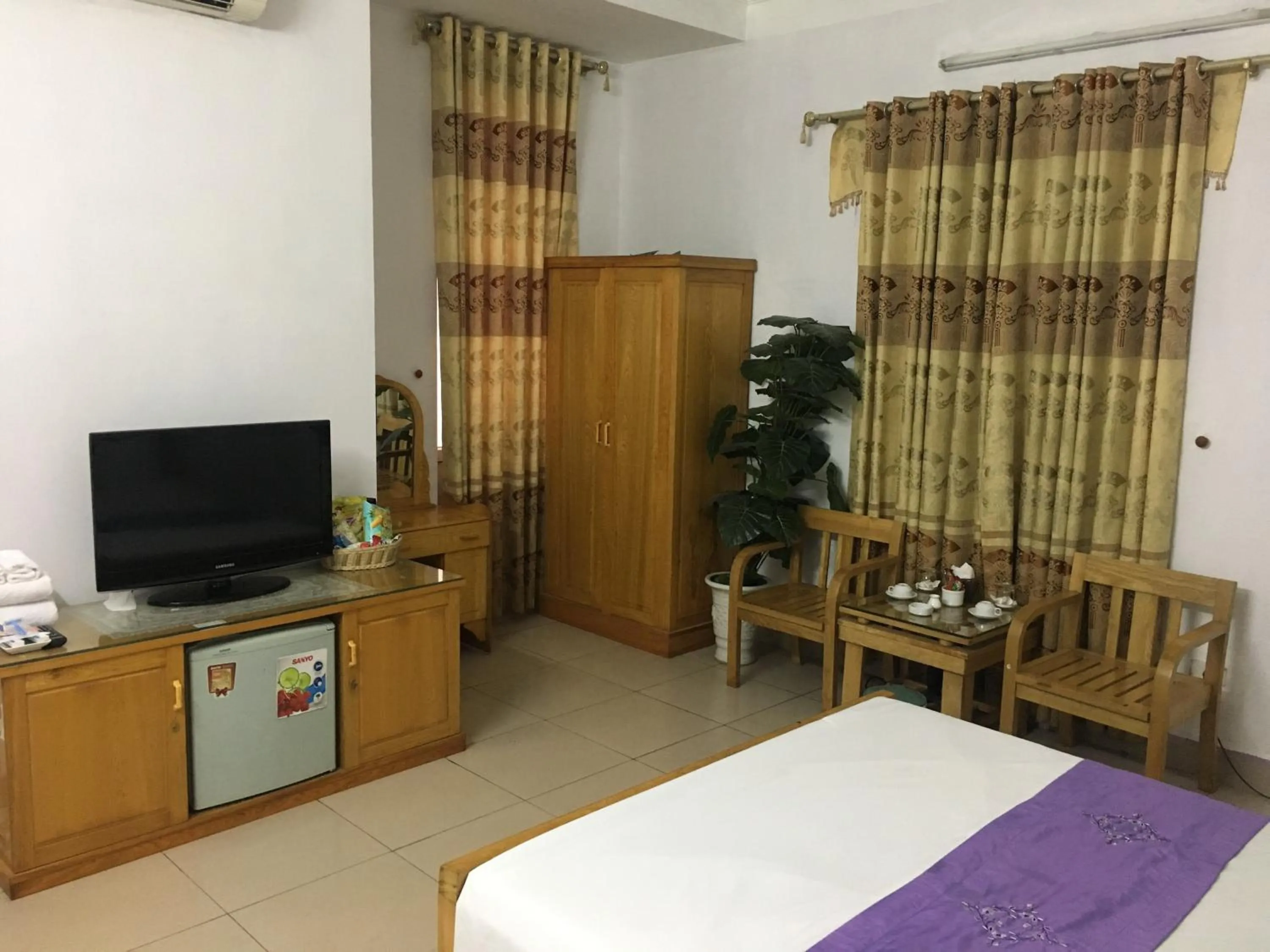 Decorative detail, Bed in Hotel Hoang Gia