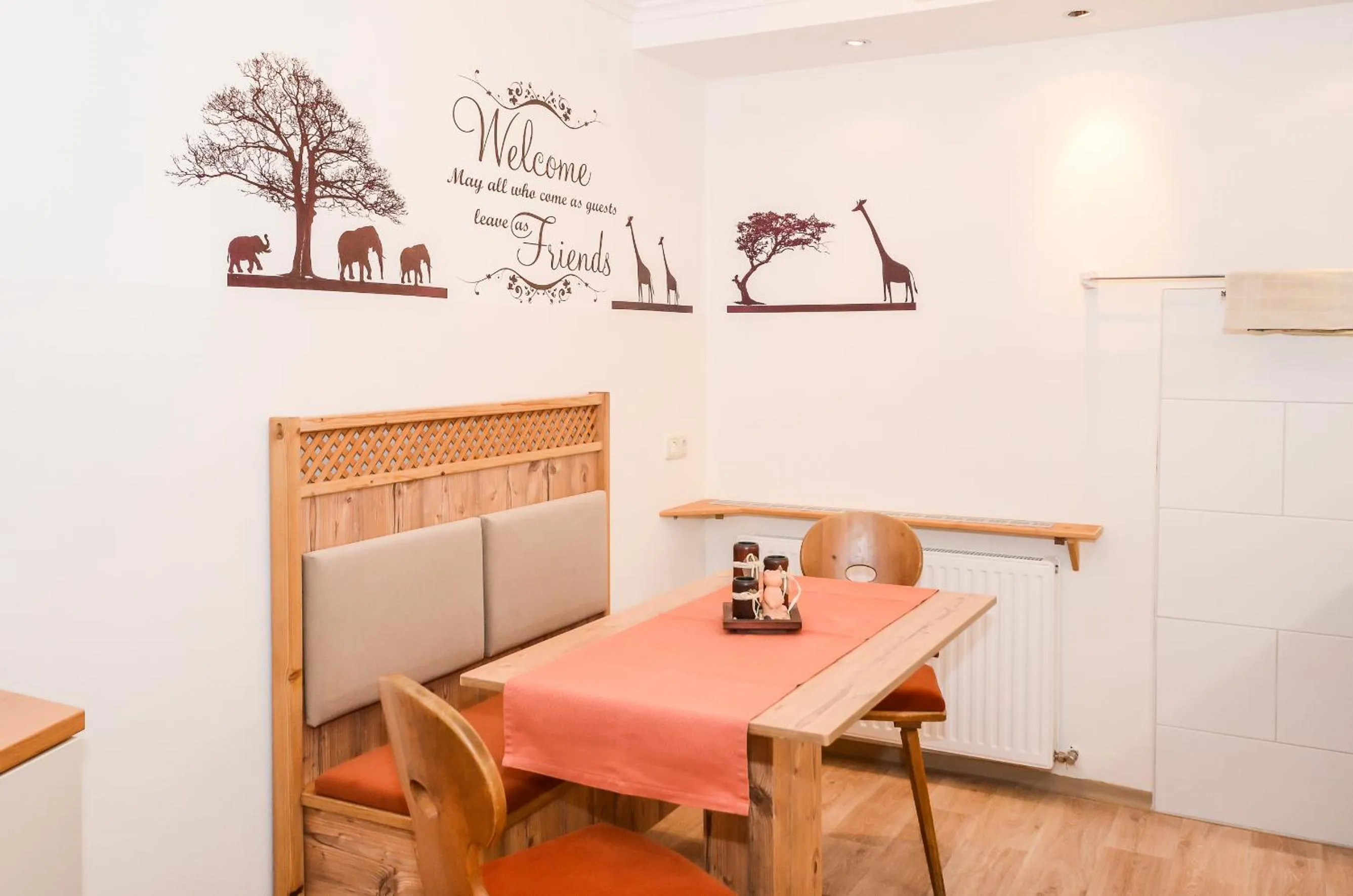 Kitchen or kitchenette in Landhuis Bartolot