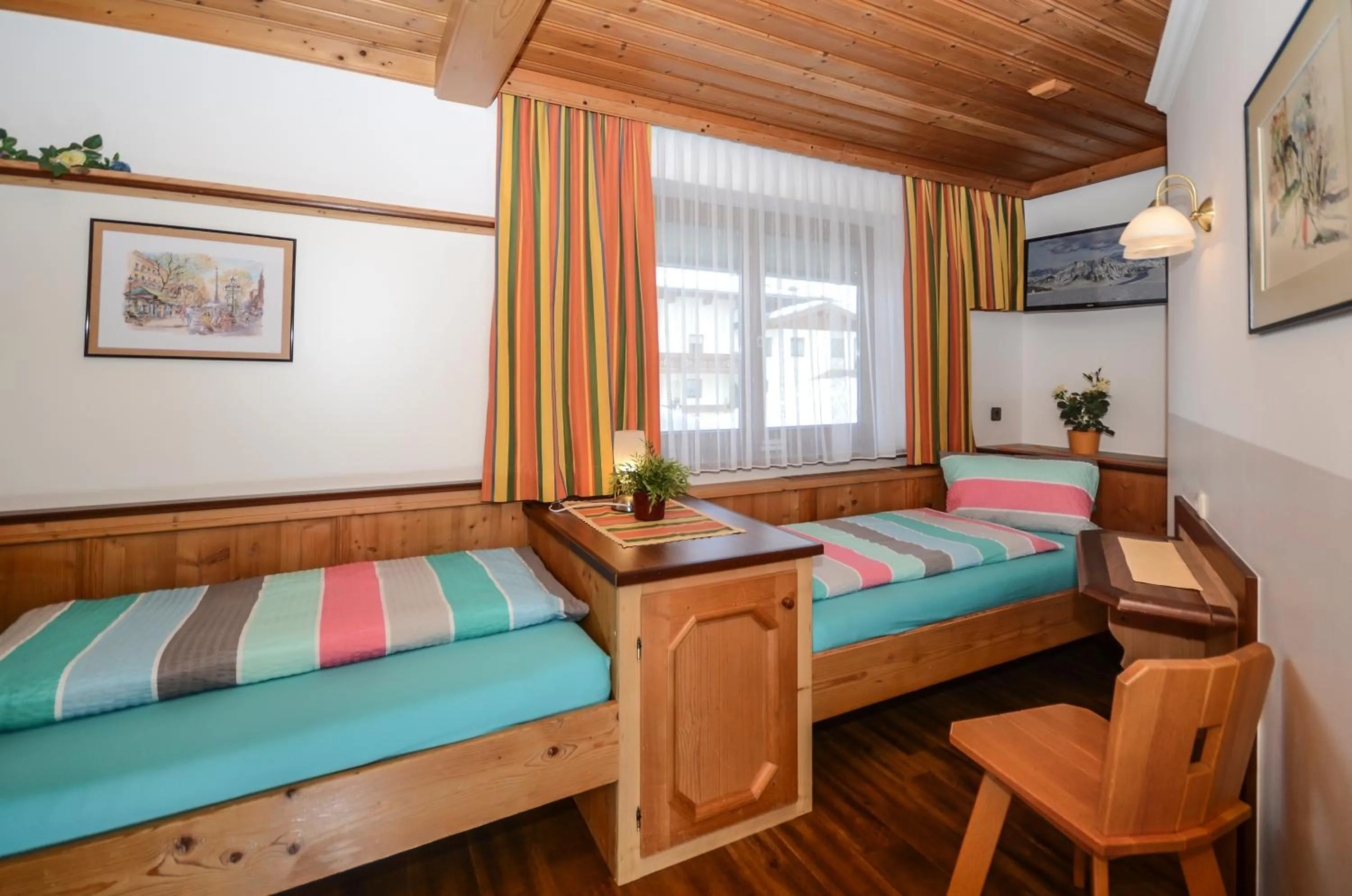 Bedroom, Bed in Landhuis Bartolot