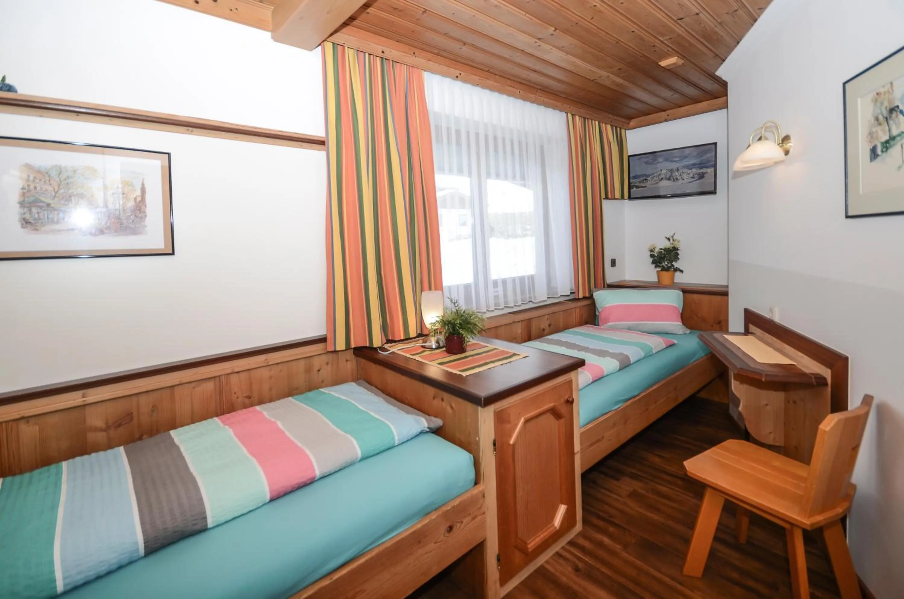 Bedroom, Bed in Landhuis Bartolot