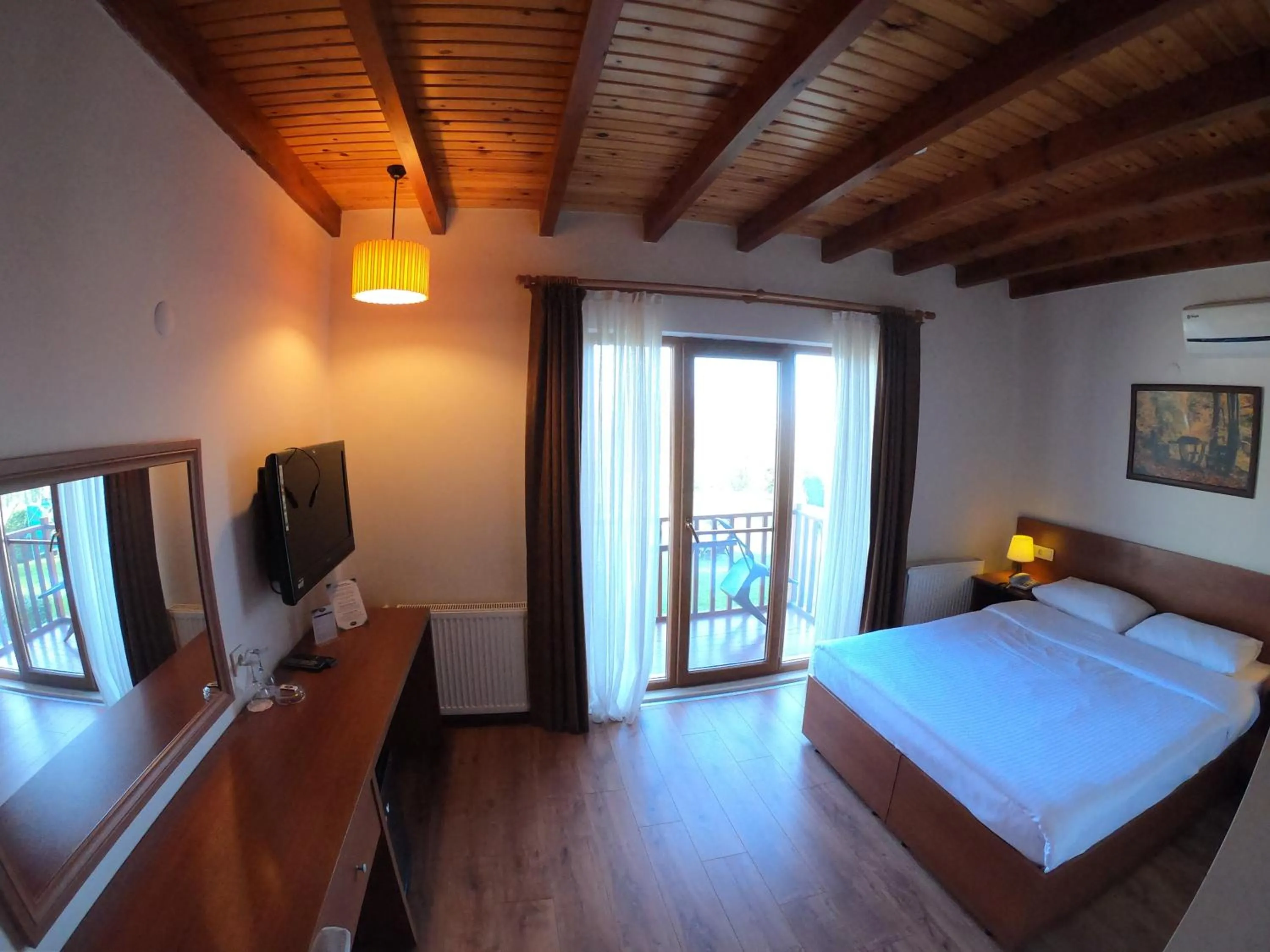 Family Room with Garden View in Cevizdibi Hotel