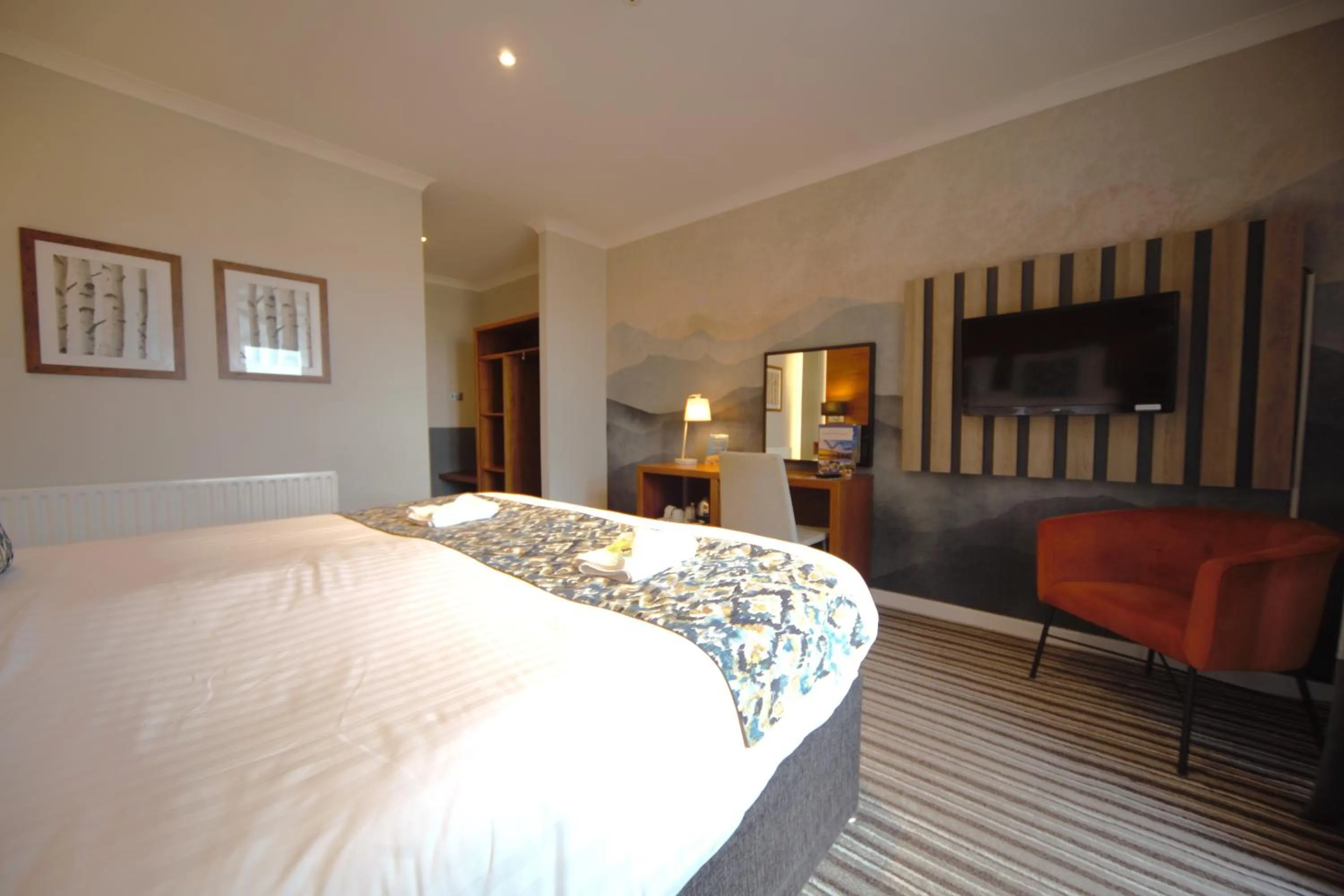 Bedroom, Bed in Highfield Hotel