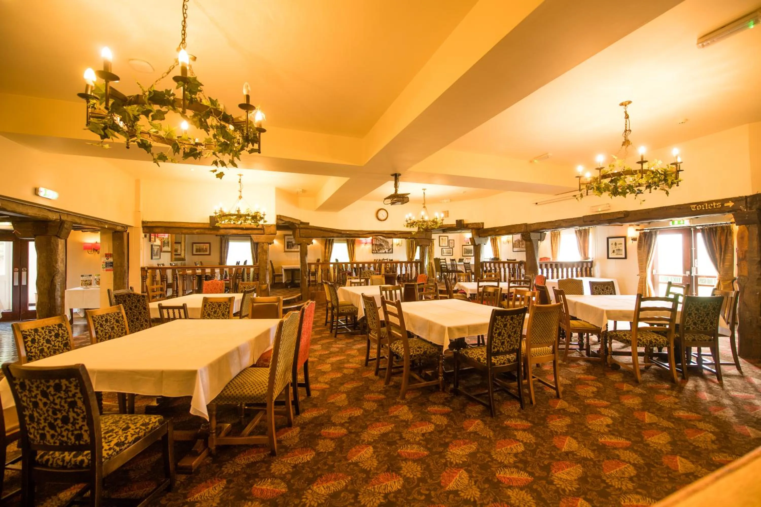 Restaurant/places to eat in The Twelve Knights