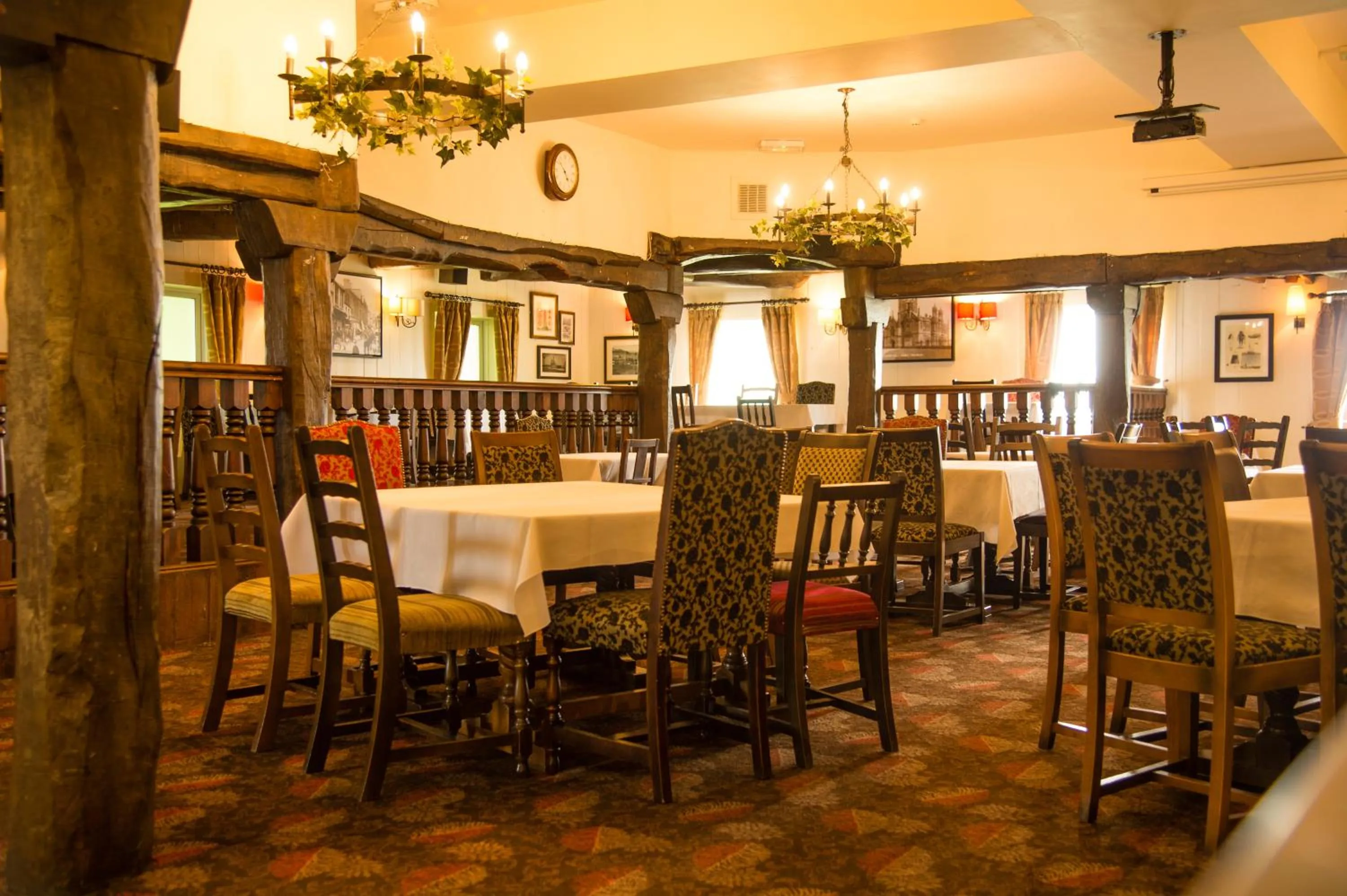 Restaurant/places to eat in The Twelve Knights