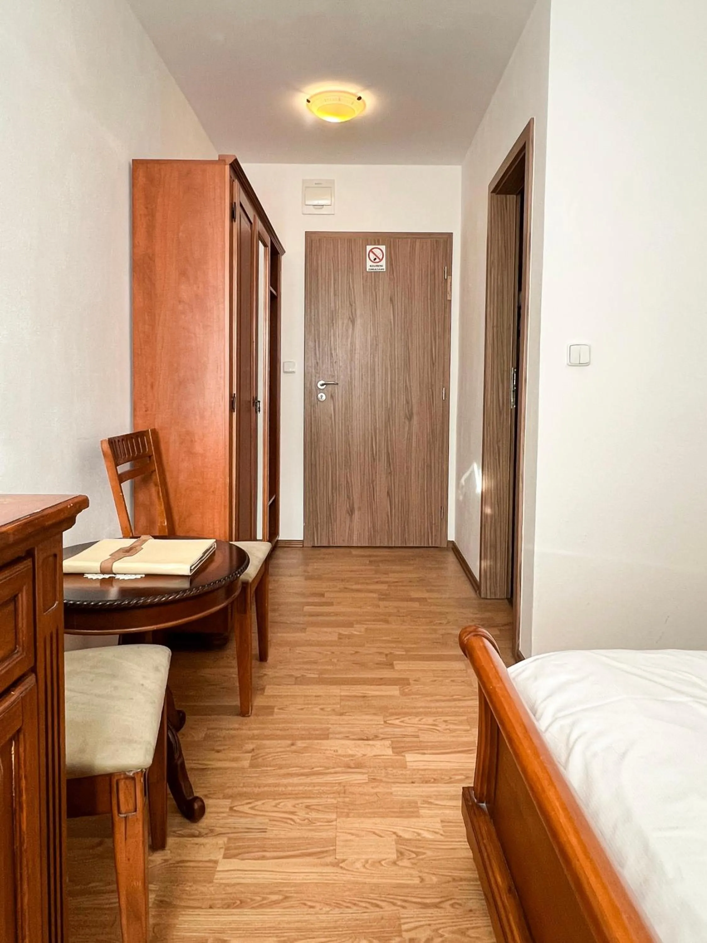 Photo of the whole room, Bed in Hotel Lony