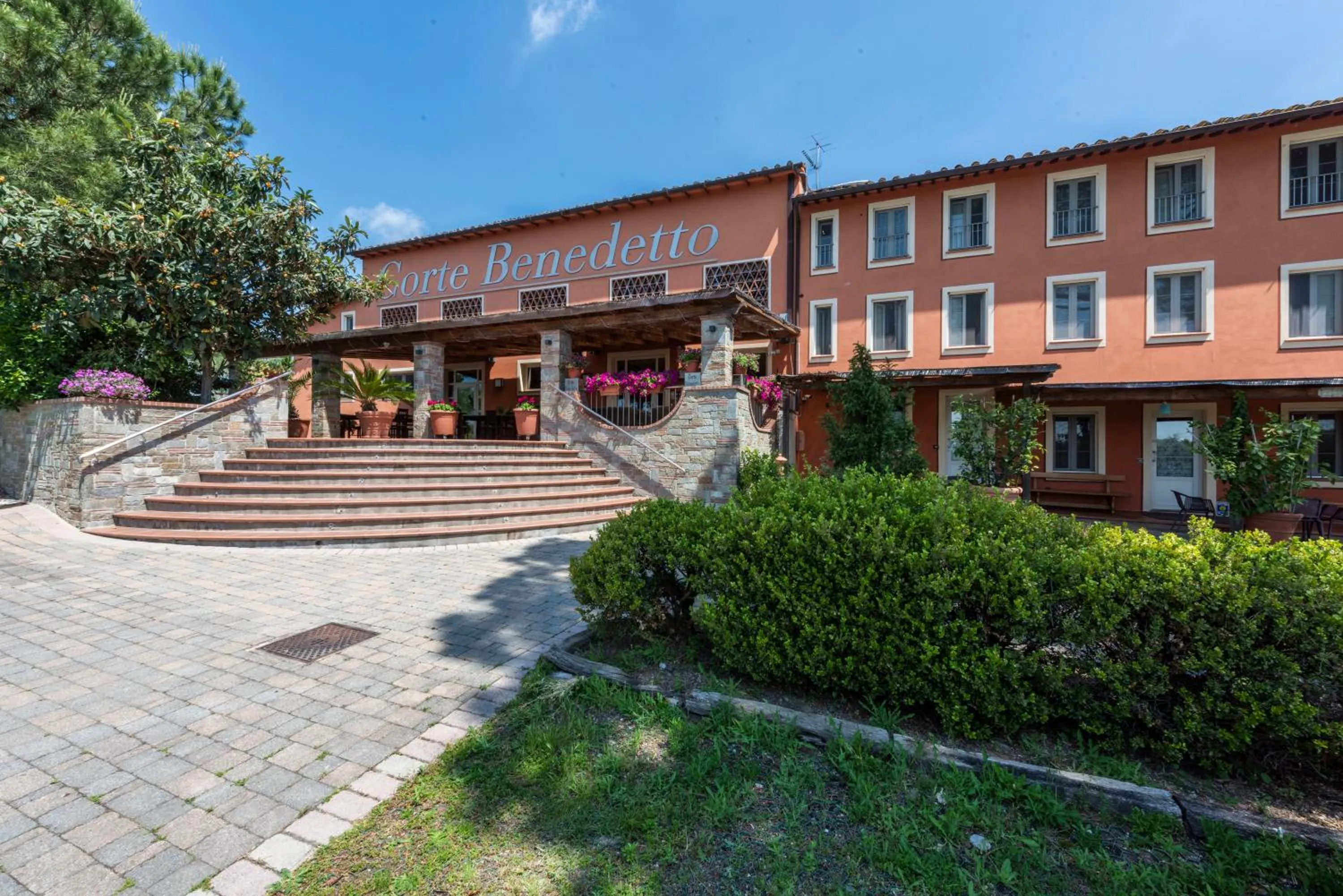 Property building in Agriturismo Corte Benedetto