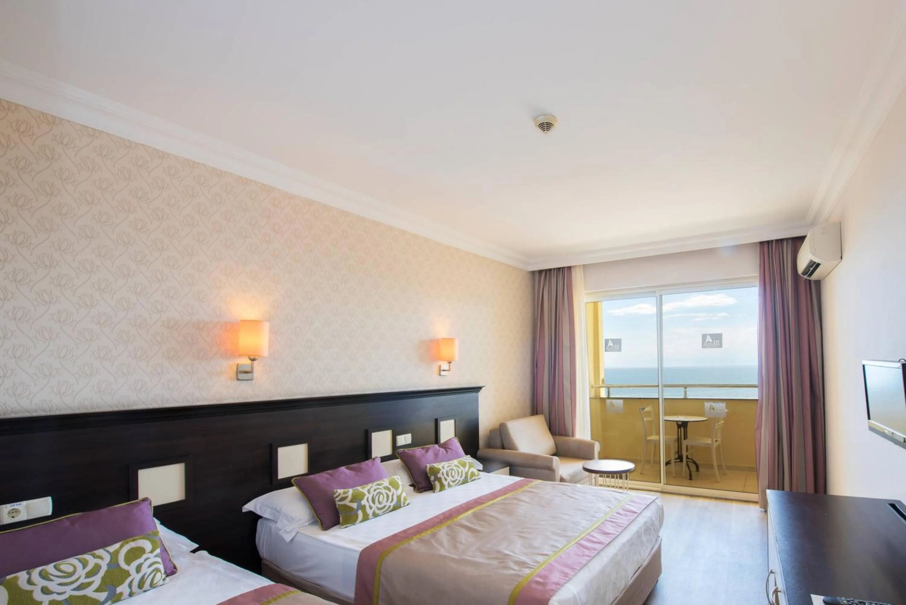 Bed in Side Alegria Hotel & Spa - All Inclusive-Adult Only