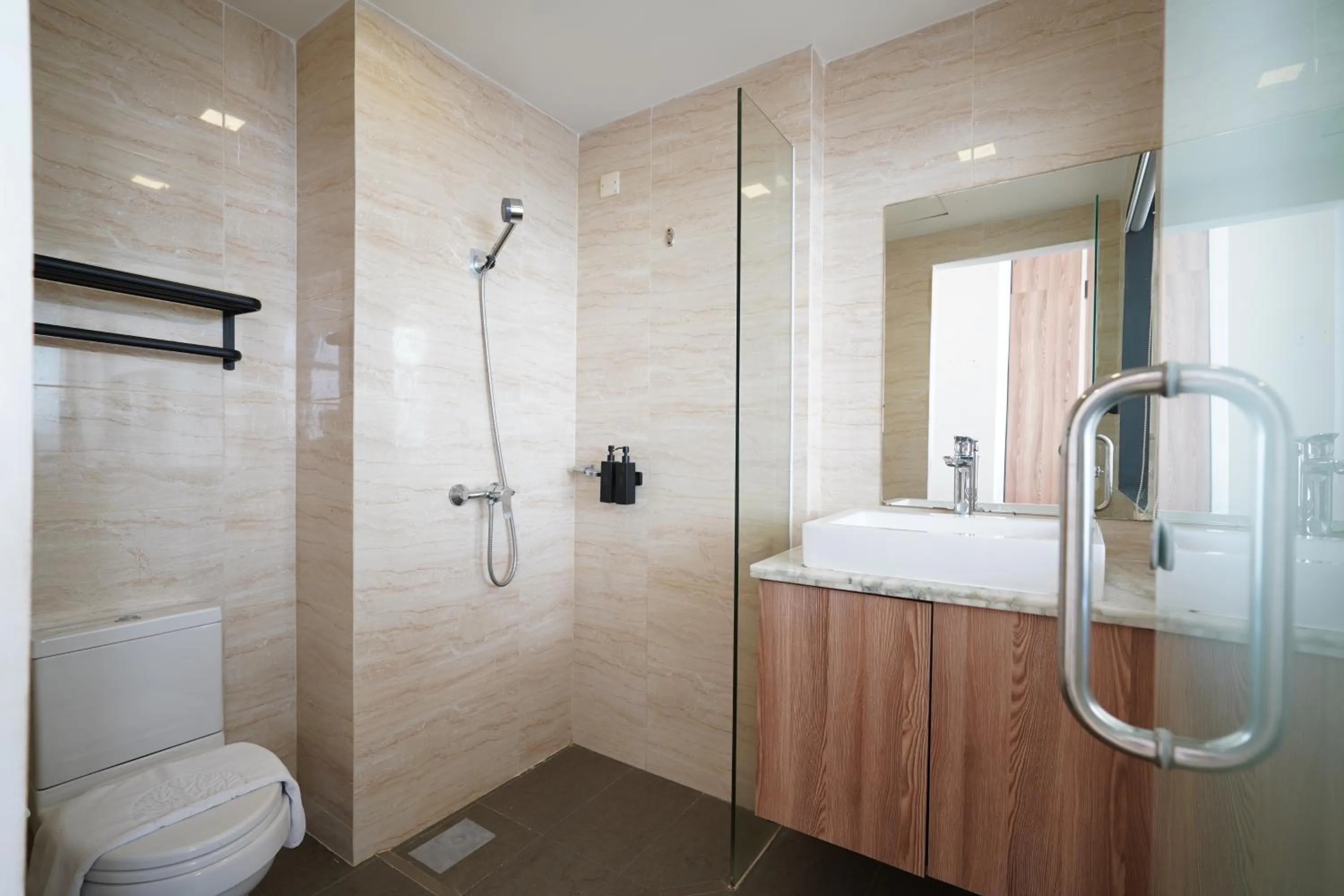 Bathroom in The Snowbell Hotel & Spa at The Bridge