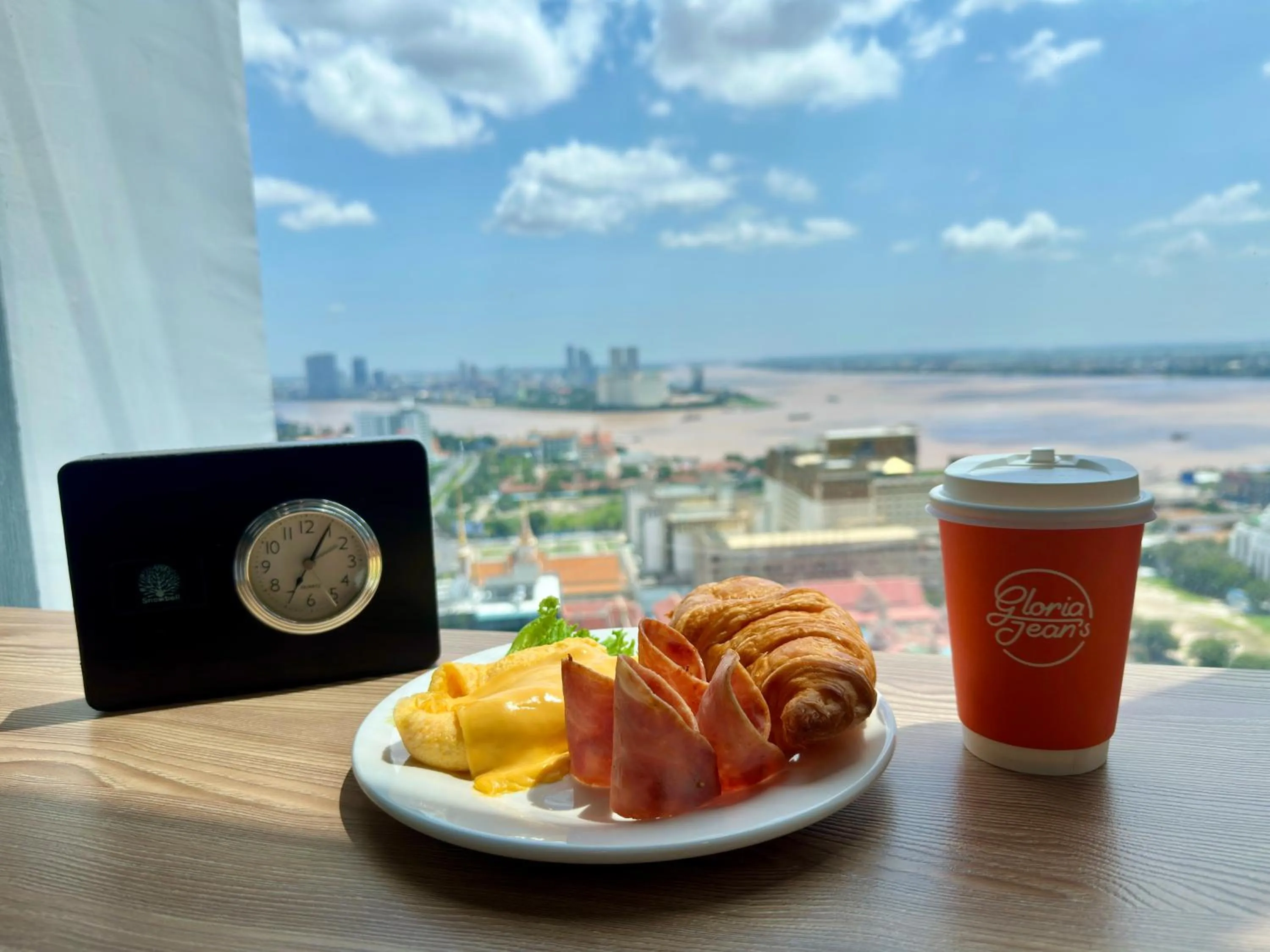 Breakfast in The Snowbell Hotel & Spa at The Bridge