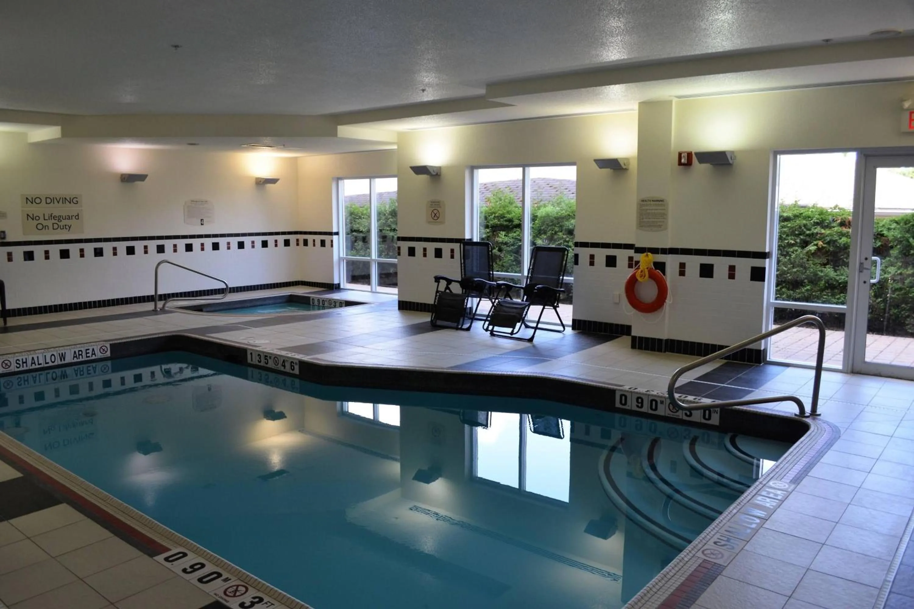 Swimming pool in Fairfield Inn & Suites by Marriott Sault Ste. Marie