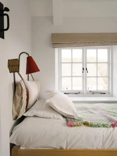 Bed in Compasses Inn