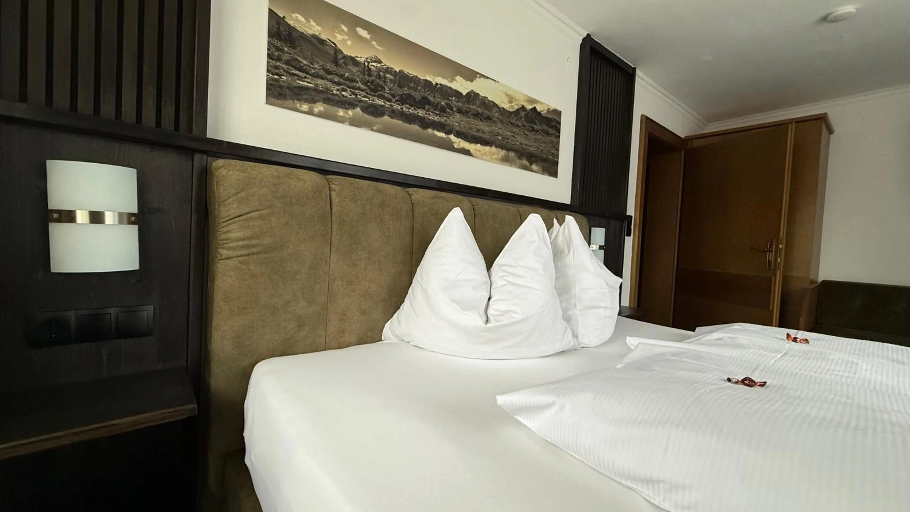 Bed in Hotel Dorfgasthof Schlösslstube