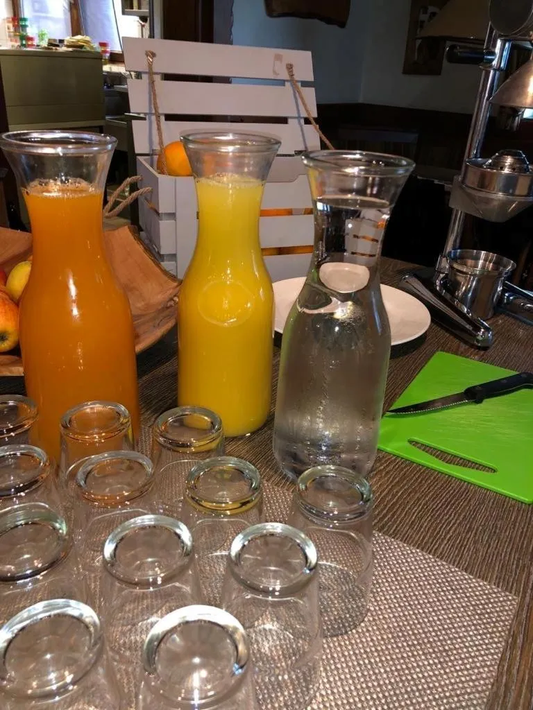 Food and drinks in Hotel Dorfgasthof Schlösslstube